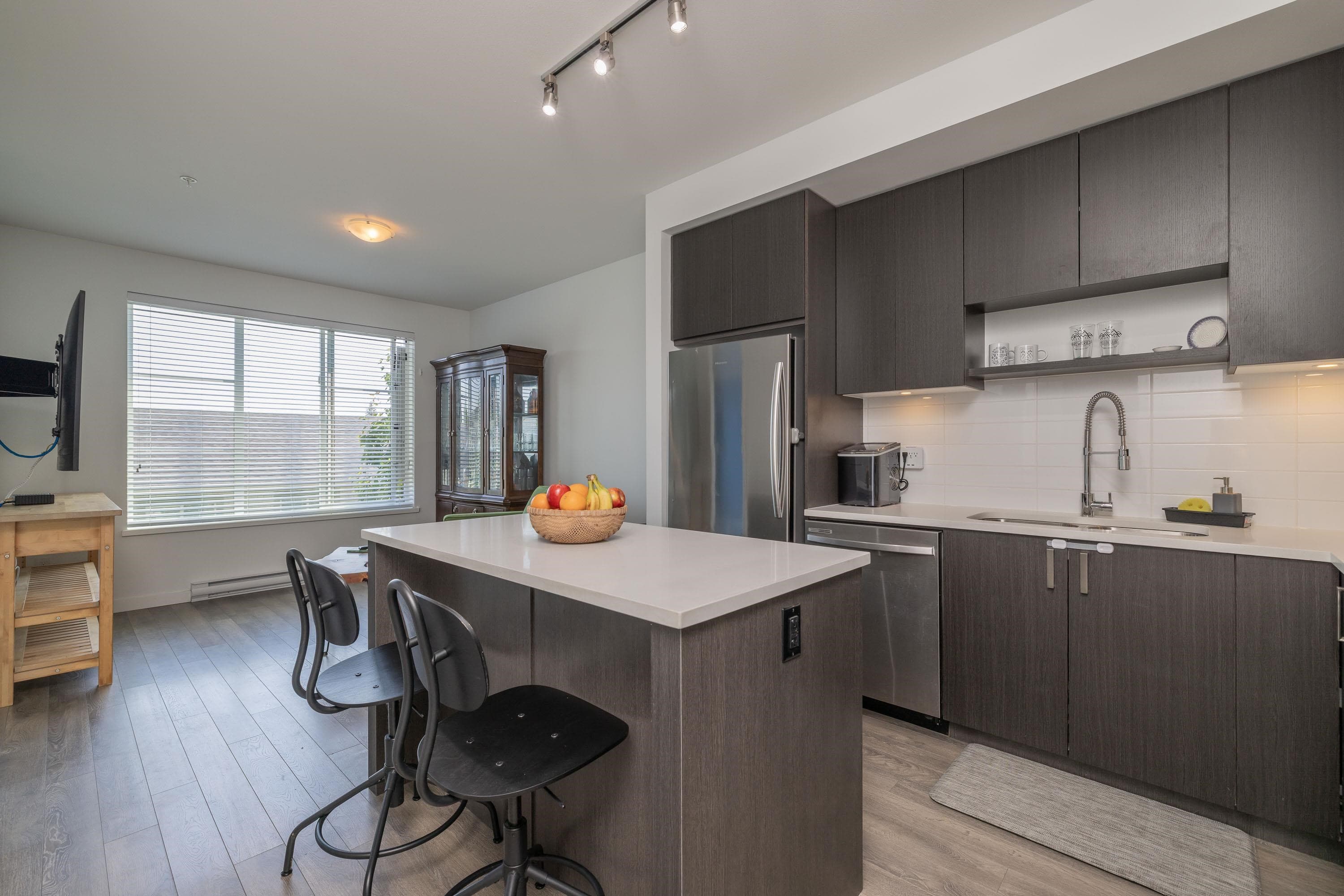 212 - 13623 81a Avenue, Surrey, V3W 3N7 — photo 2