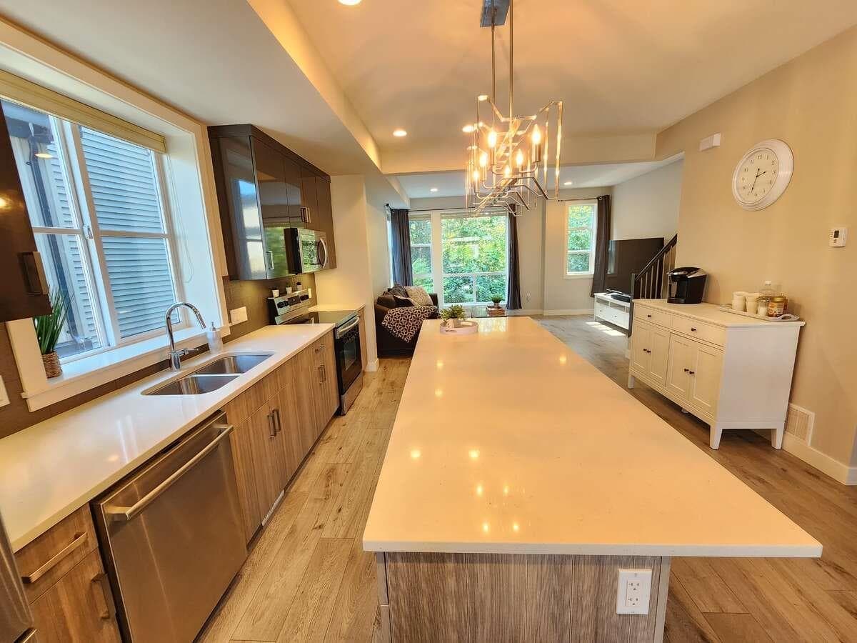 51 - 8413 Midtown Way, Chilliwack, V2P 0G7 — photo 4