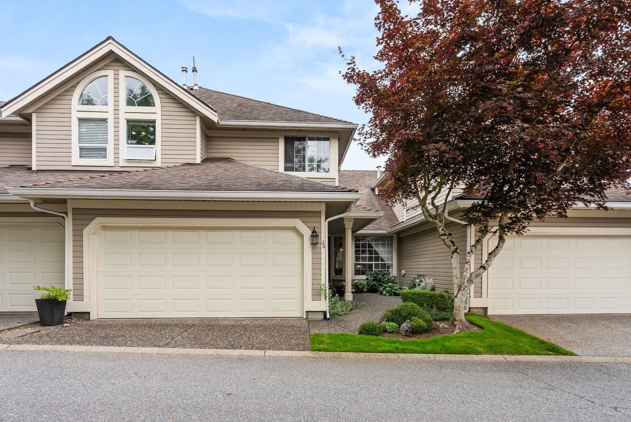 26 - 6380 121 Street, Surrey