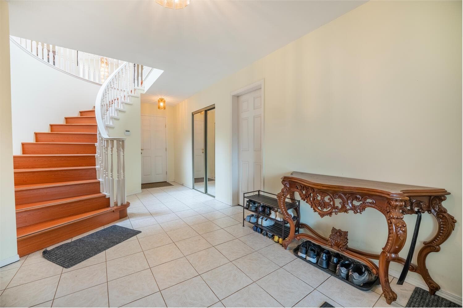 7932 Rosewood Street, Burnaby, V5E 2H3 — photo 2