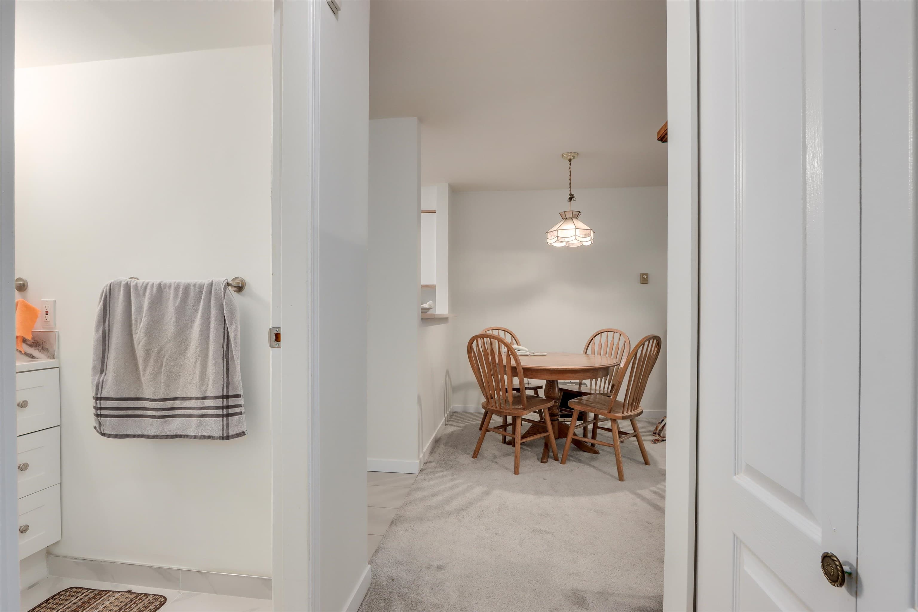205 - 1535 Chesterfield Avenue, North Vancouver, V7M 2N5 — photo 5