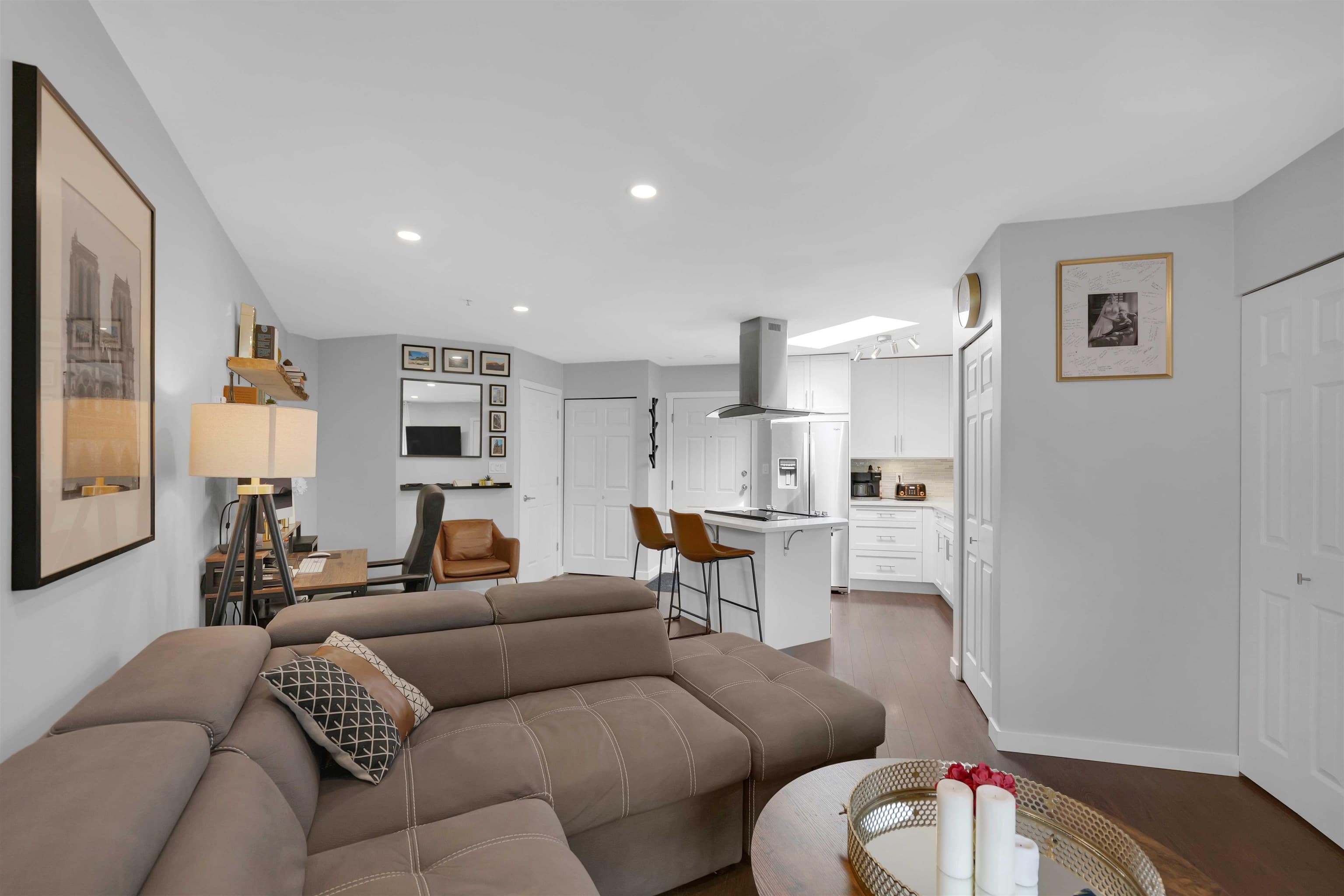 B309 - 40120 Willow Crescent, Squamish, V8B 0L7 — photo 3