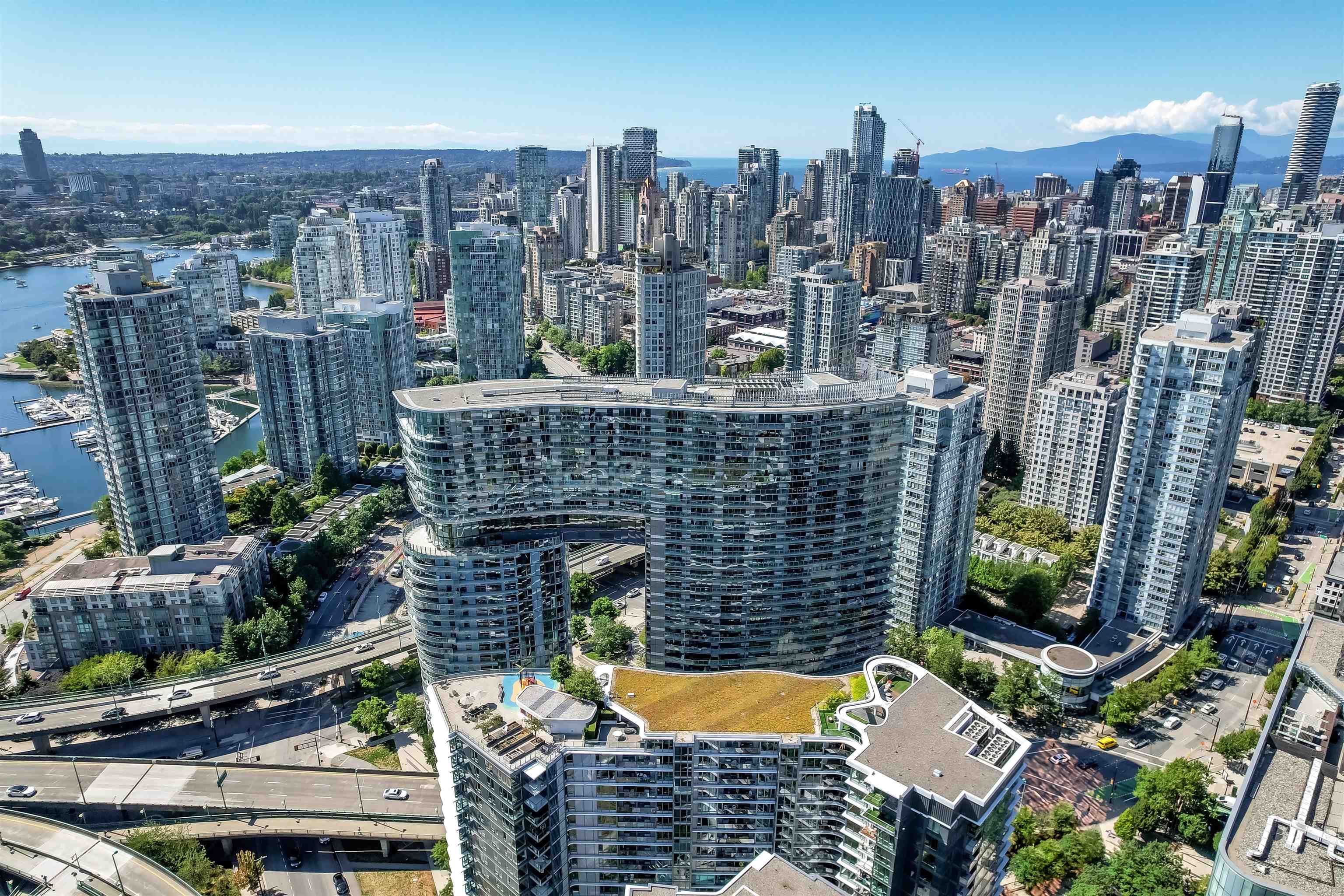 2816 - 89 Nelson Street, Vancouver, V6Z 0E7 — photo 3