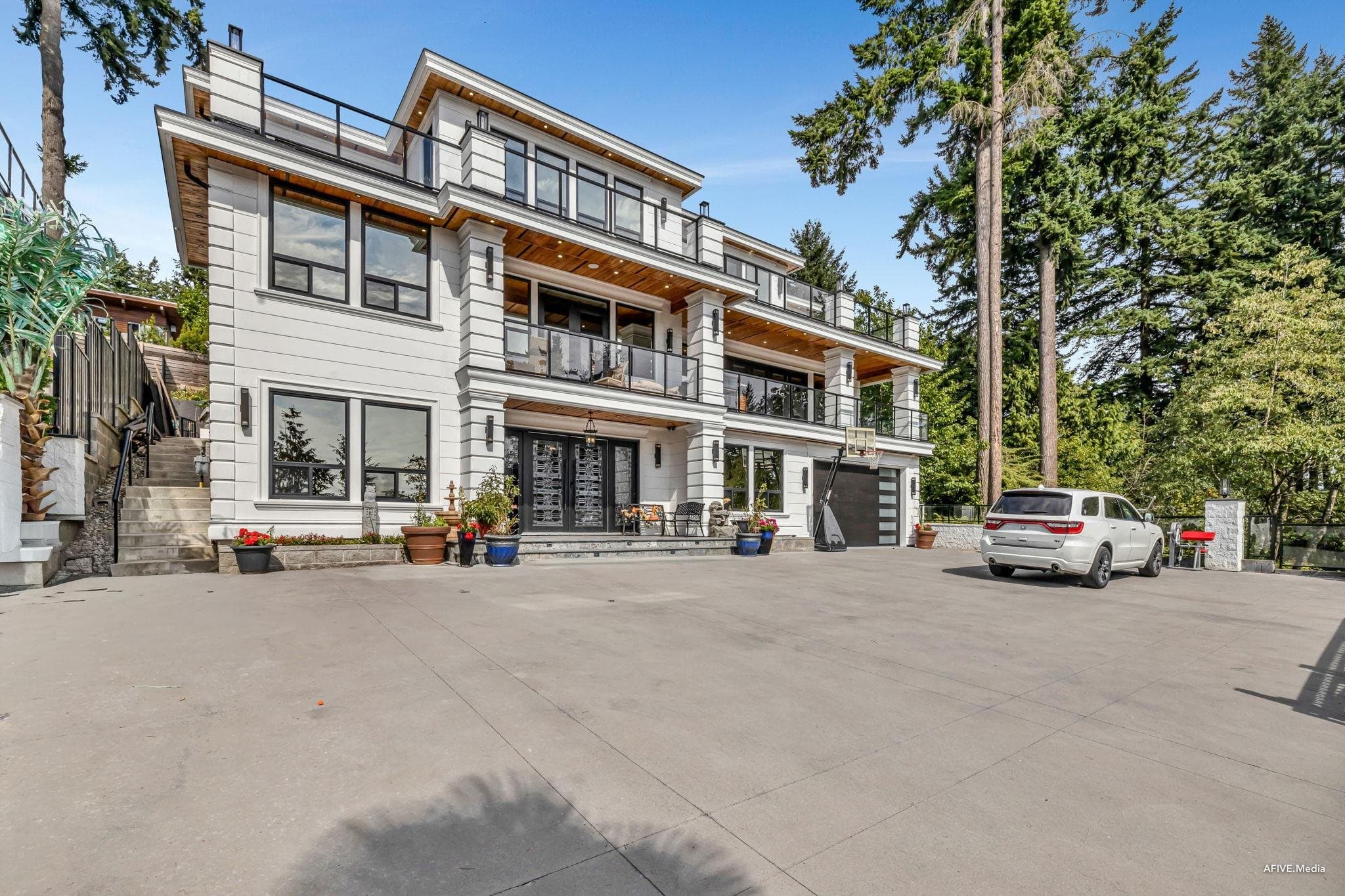 14203 Trites Road, Surrey, V3X 3E7 — photo 3