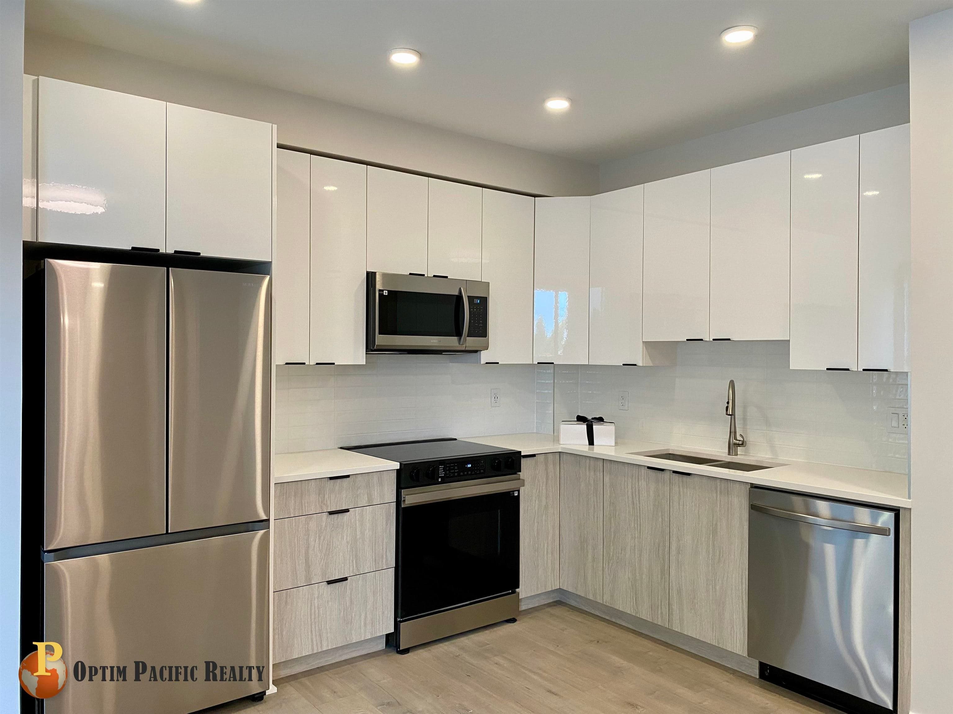 1XX - 13458 95 Avenue, Surrey, V3V 0H1 — photo 4