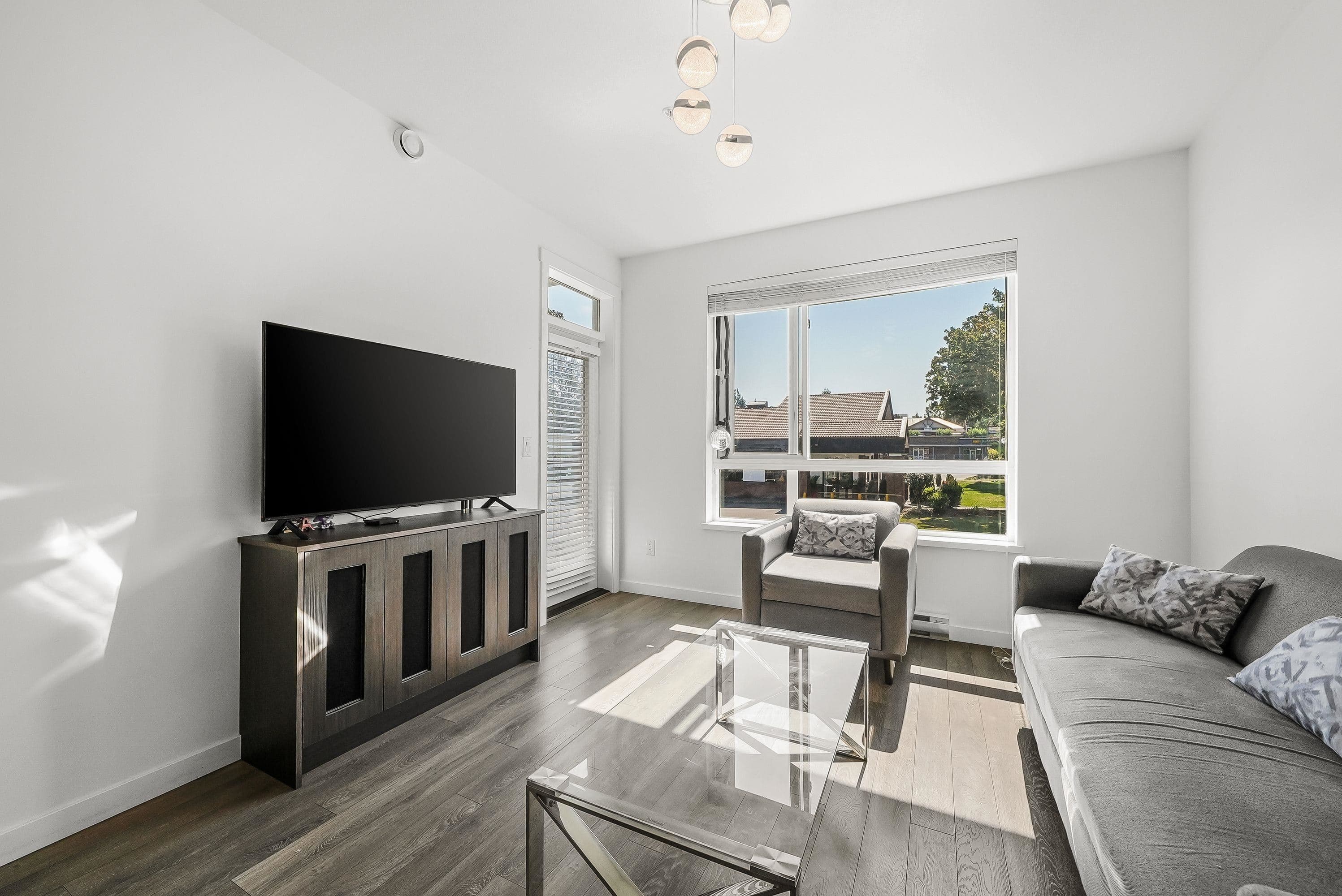 211 - 13628 81a Avenue, Surrey, V3W 3E2 — photo 2