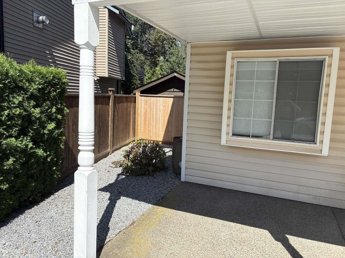 12400 Nikola Street, Pitt Meadows, V3Y 2K8 — photo 3