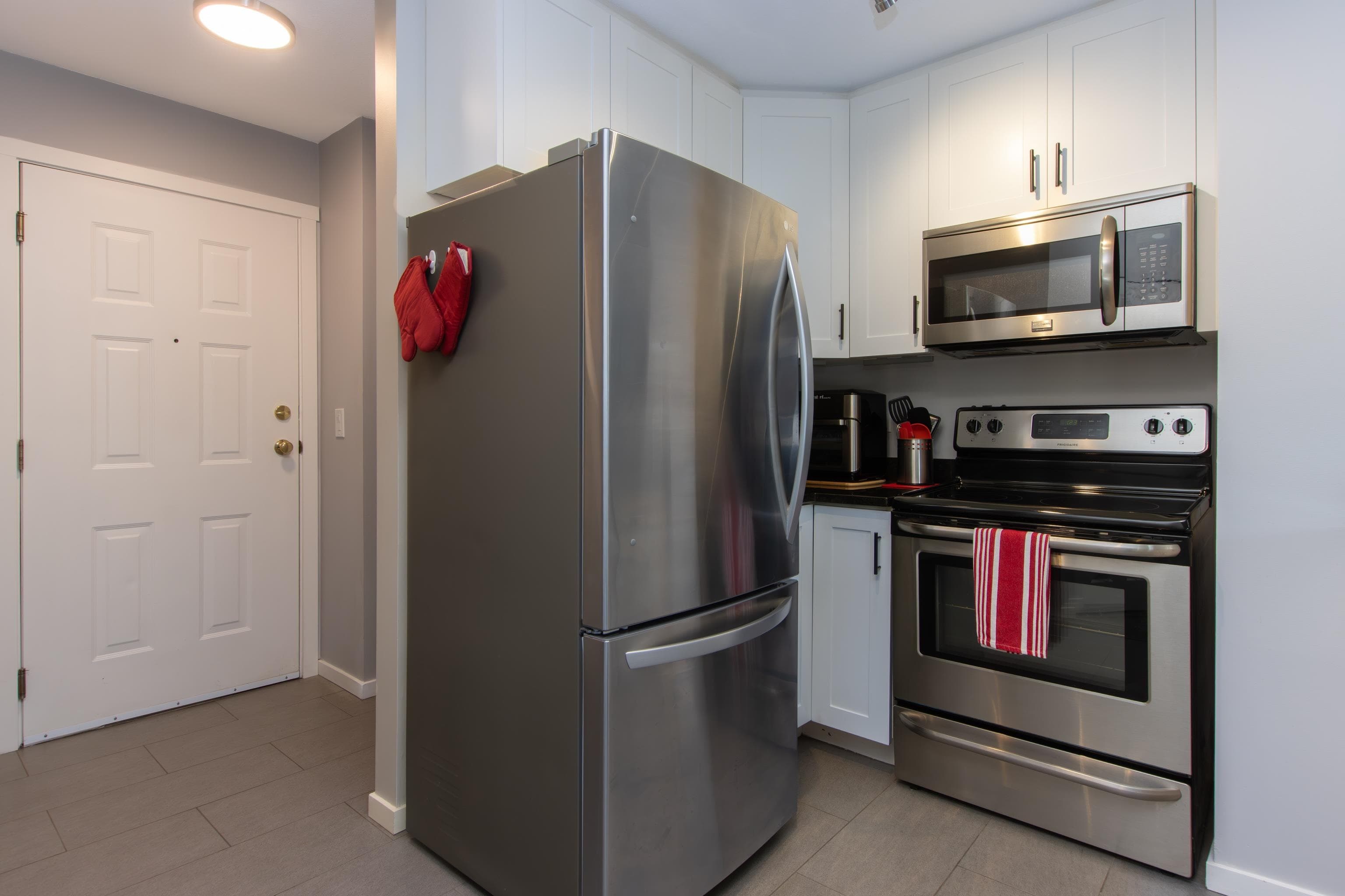 C211 - 40140 Willow Crescent, Squamish, V8B 0M1 — photo 3