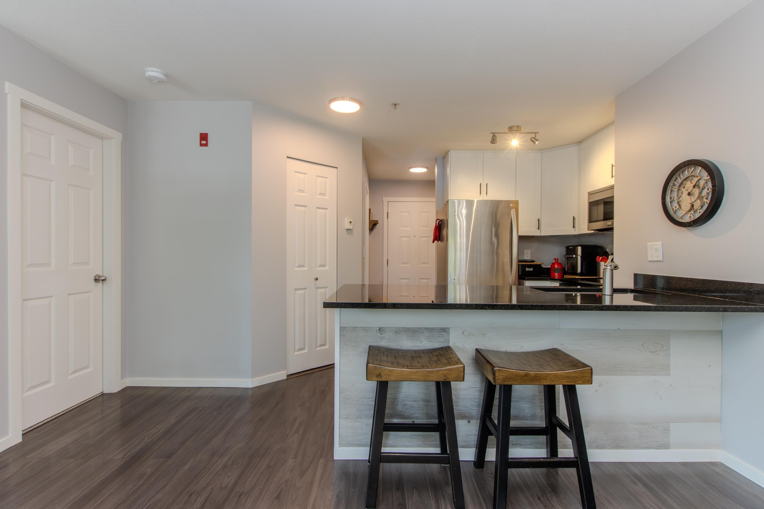 C211 - 40140 Willow Crescent, Squamish, V8B 0M1 — photo 5