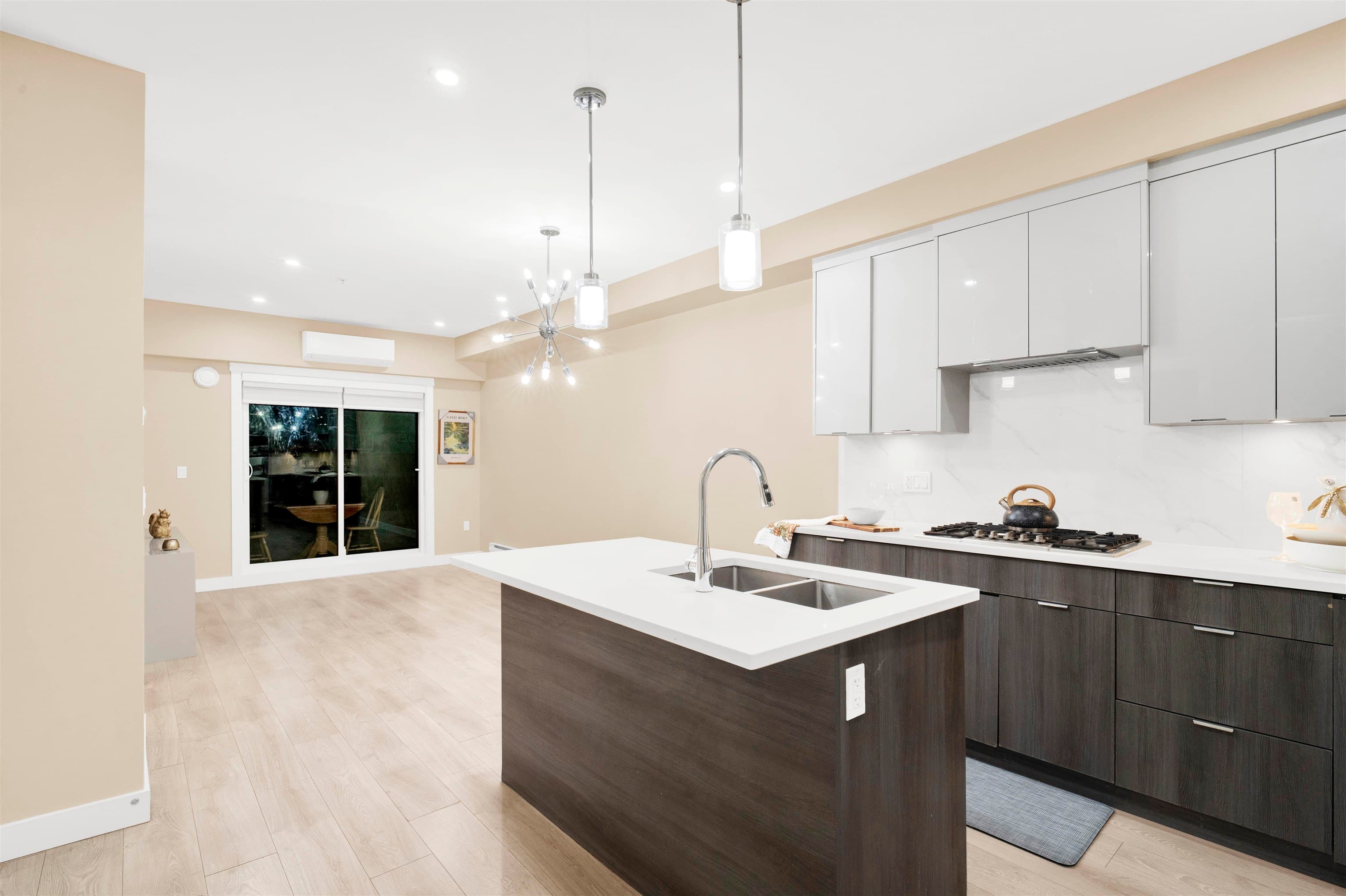 B210 - 14438 72 Avenue, Surrey, V3S 0B6 — photo 5
