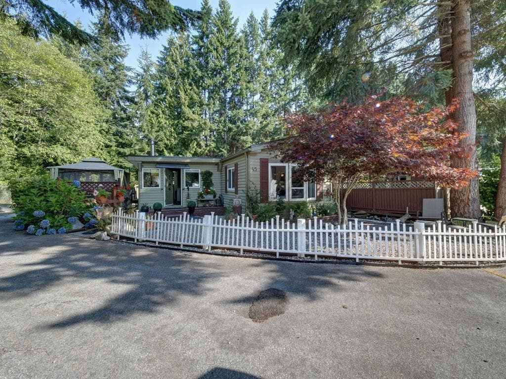 45 - 4116 Browning Road, Sechelt — sold