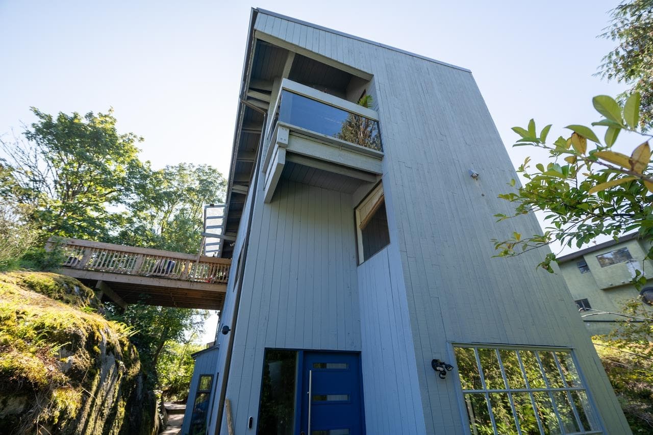 4477 Strathcona Road, North Vancouver