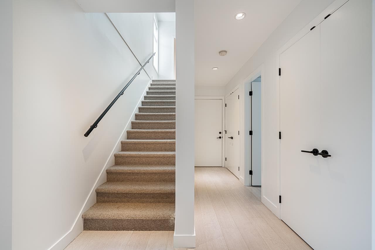 9 - 7127 193a Street, Surrey, V4N 6V9 — photo 4