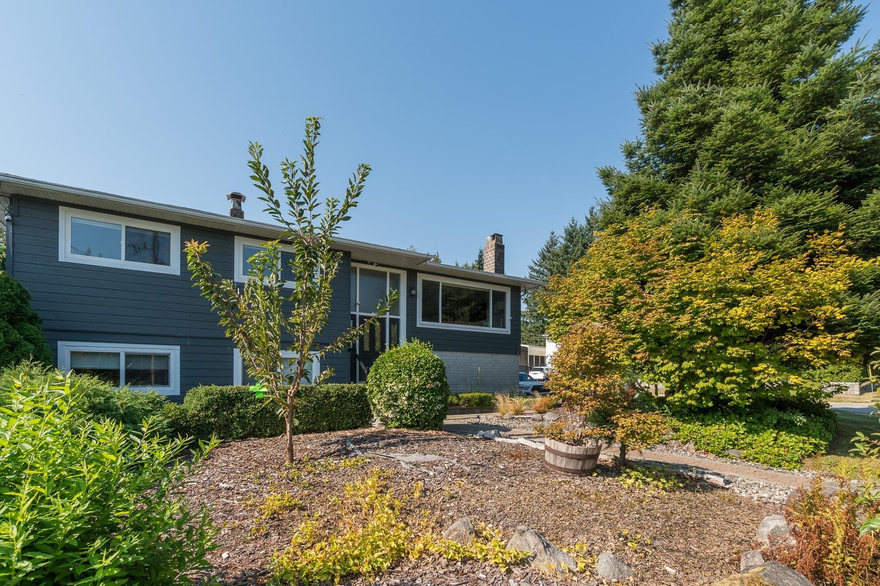 2116 Audrey Drive, Port Coquitlam, V3C 1H1 — photo 2
