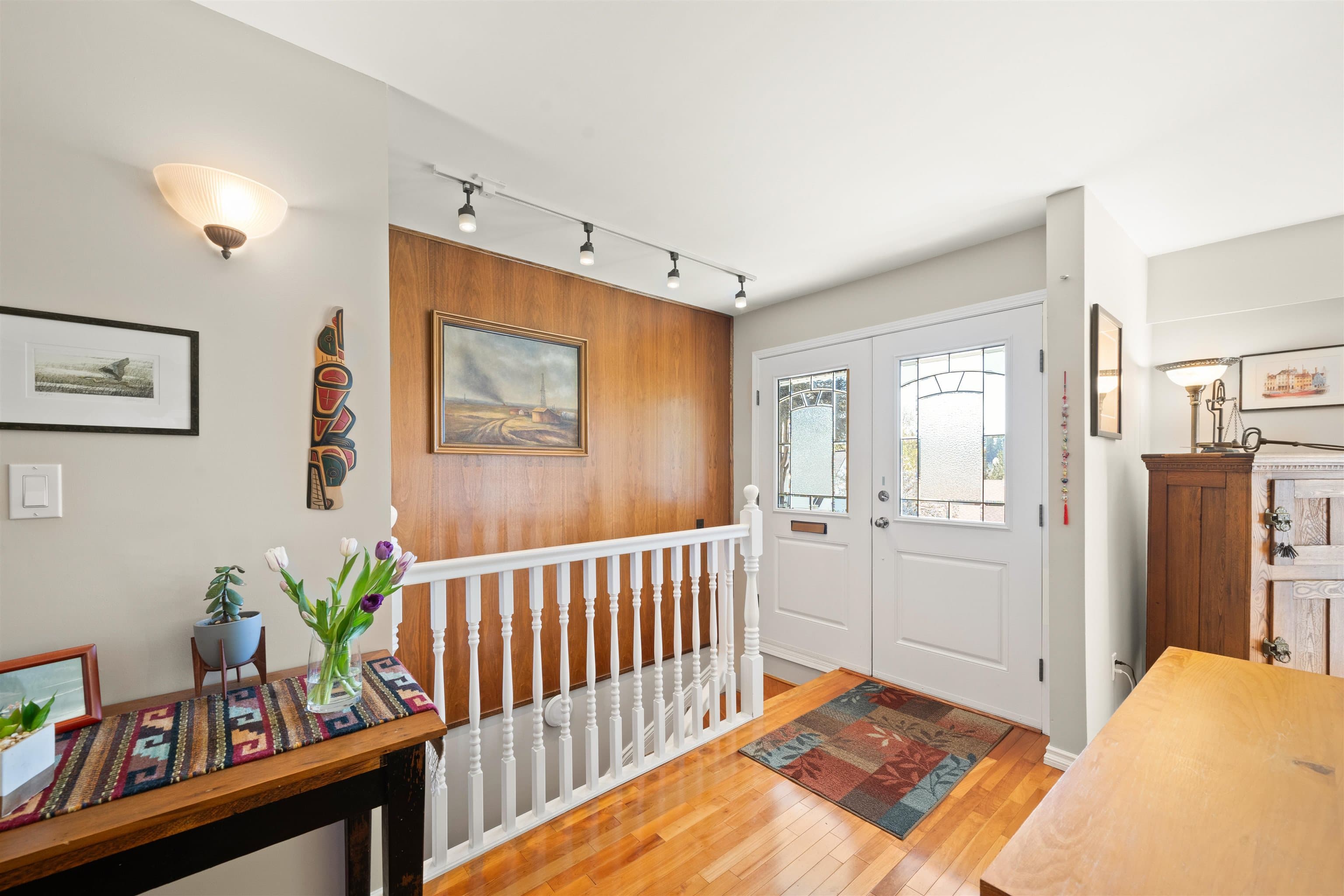 83 Mott Crescent, New Westminster, V3L 4L8 — photo 2