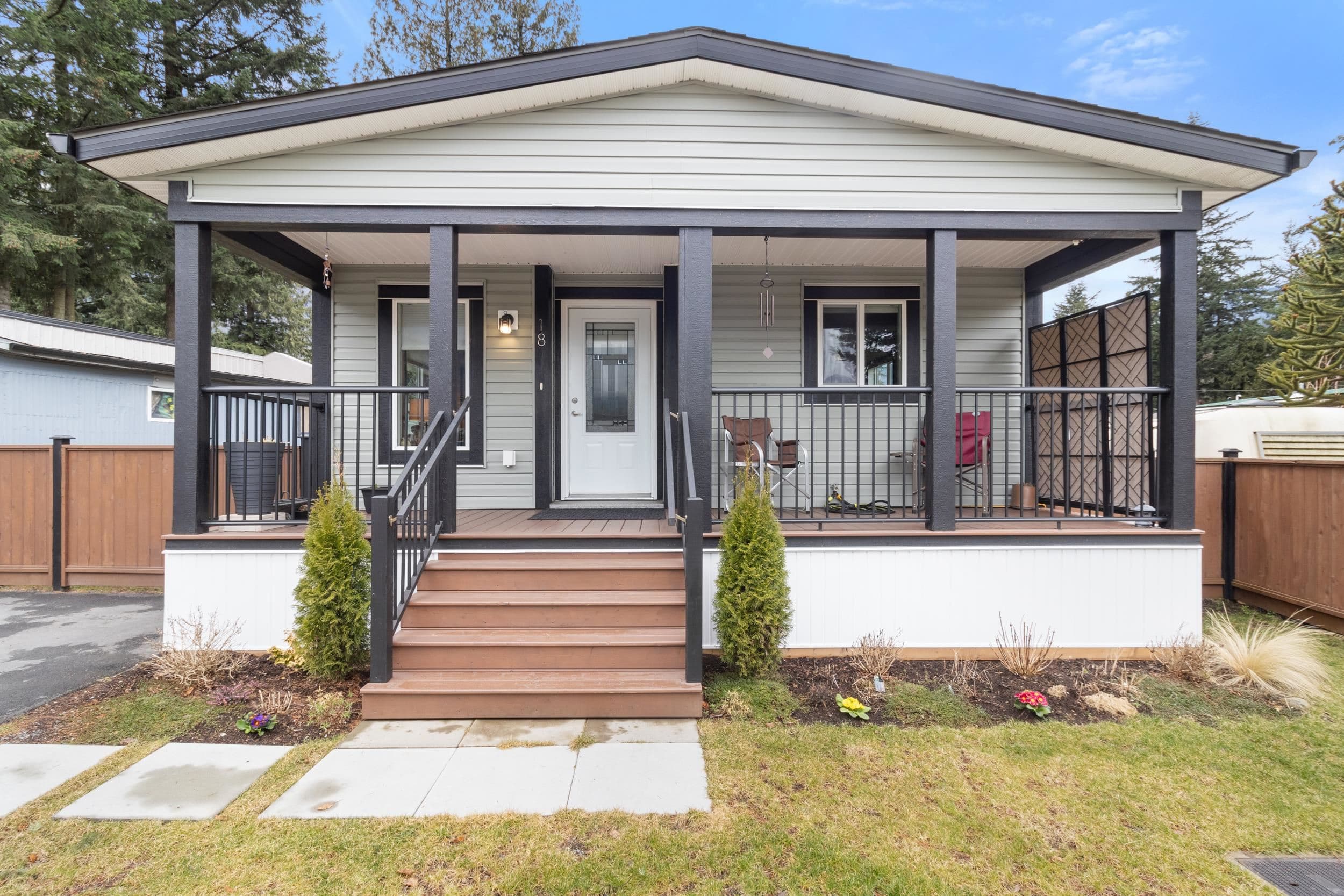 18 - 63071 Flood Hope Road, Hope