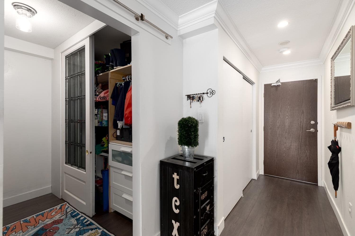 304 - 1352 W 10th Avenue, Vancouver, V6H 1J6 — photo 2