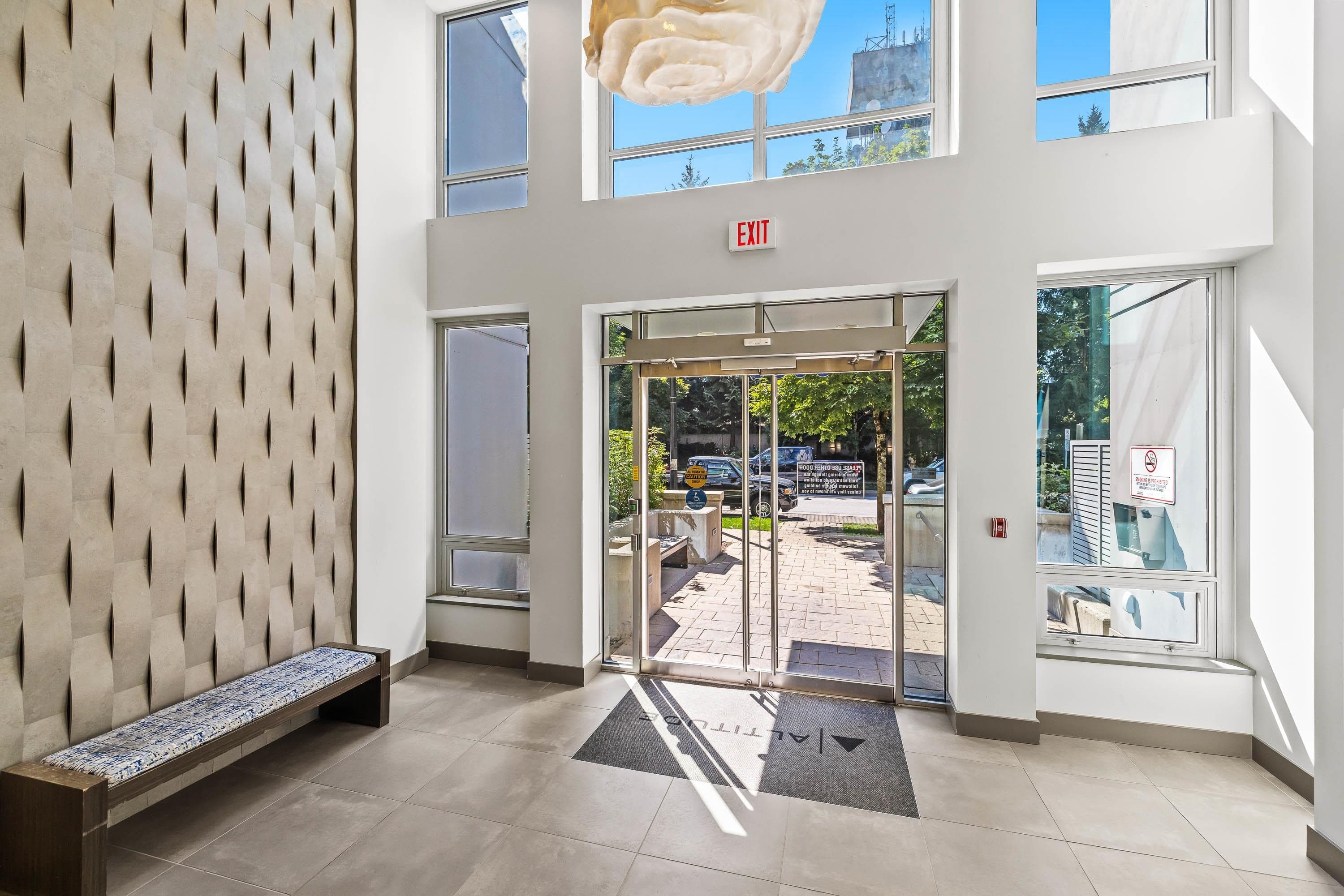 006 - 9060 University Crescent, Burnaby, V5A 0E1 — photo 3