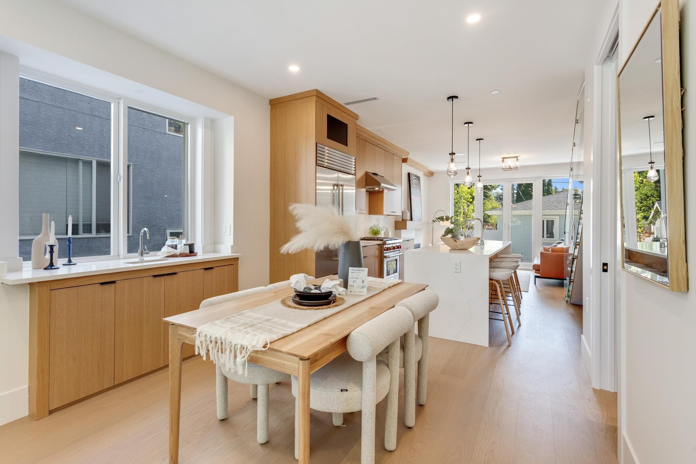 2658 Waterloo Street, Vancouver, V6R 3H7 — photo 5