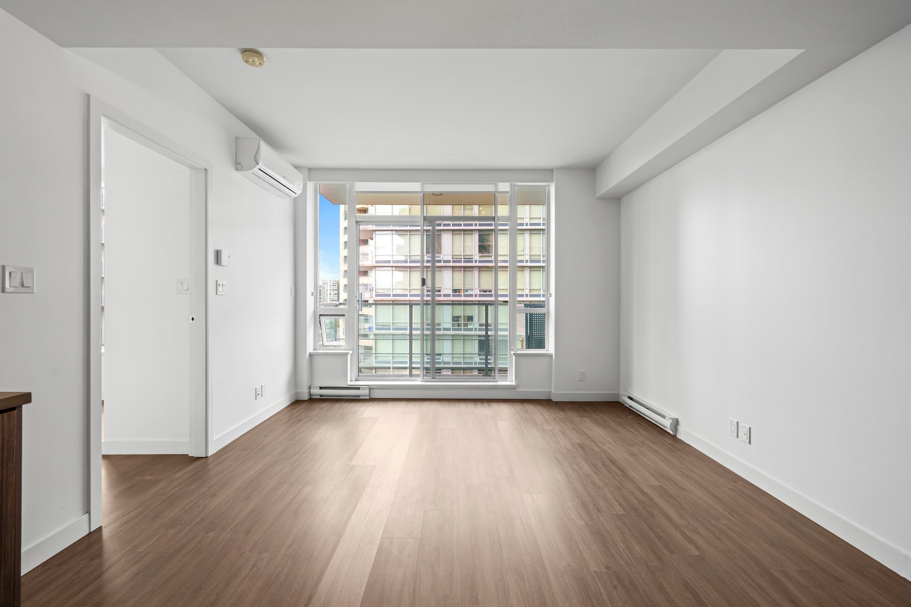 805 - 5599 Cooney Road, Richmond, V6X 0N8 — photo 2