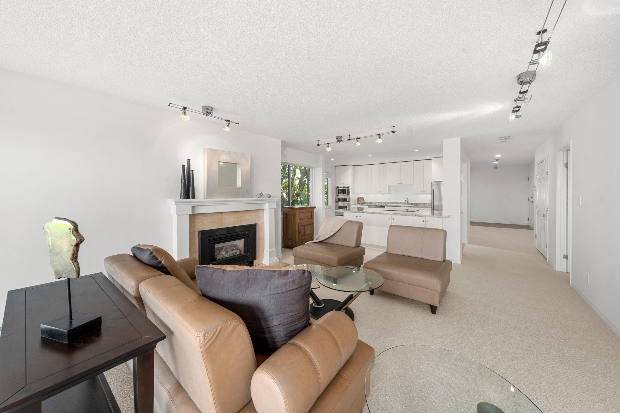 201 - 2408 Haywood Avenue, West Vancouver, V7V 1Y1 — photo 5