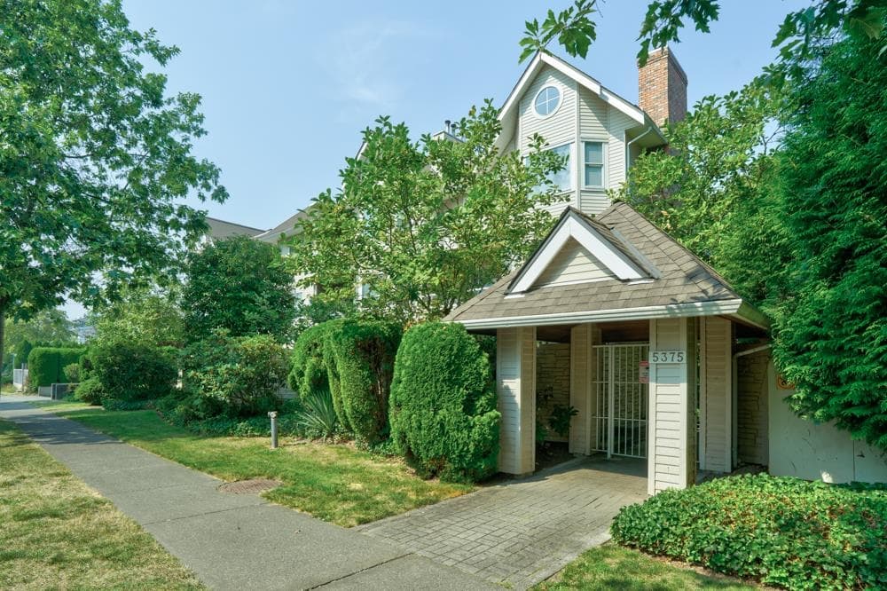 307 - 5375 Victory Street, Burnaby, V5J 1T2 — photo 2