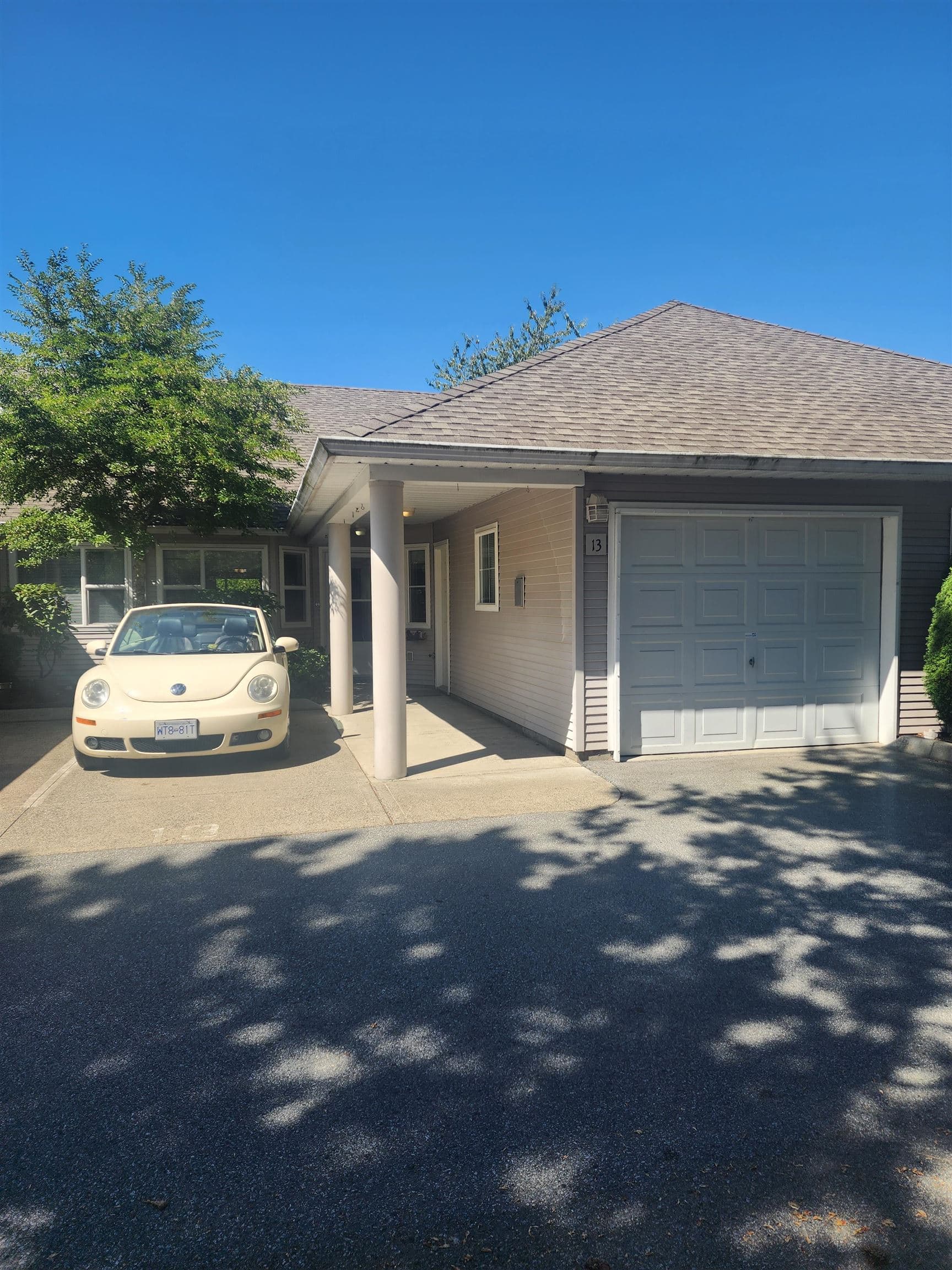 13 - 7127 124 Street, Surrey