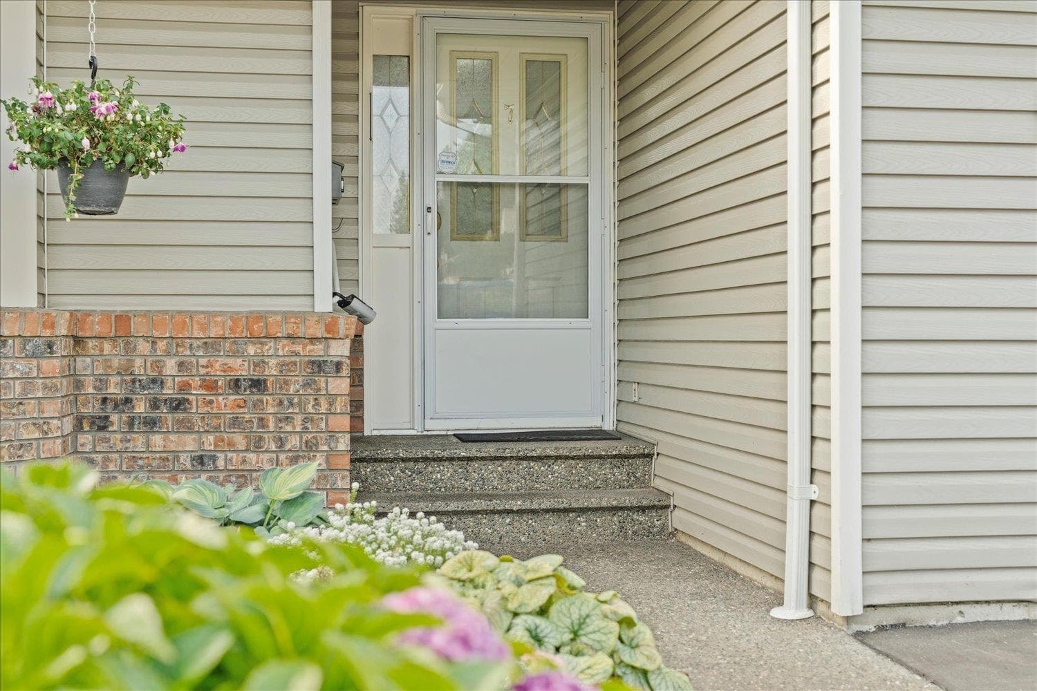 7 - 32615 Murray Avenue, Abbotsford, V2T 4T8 — photo 3
