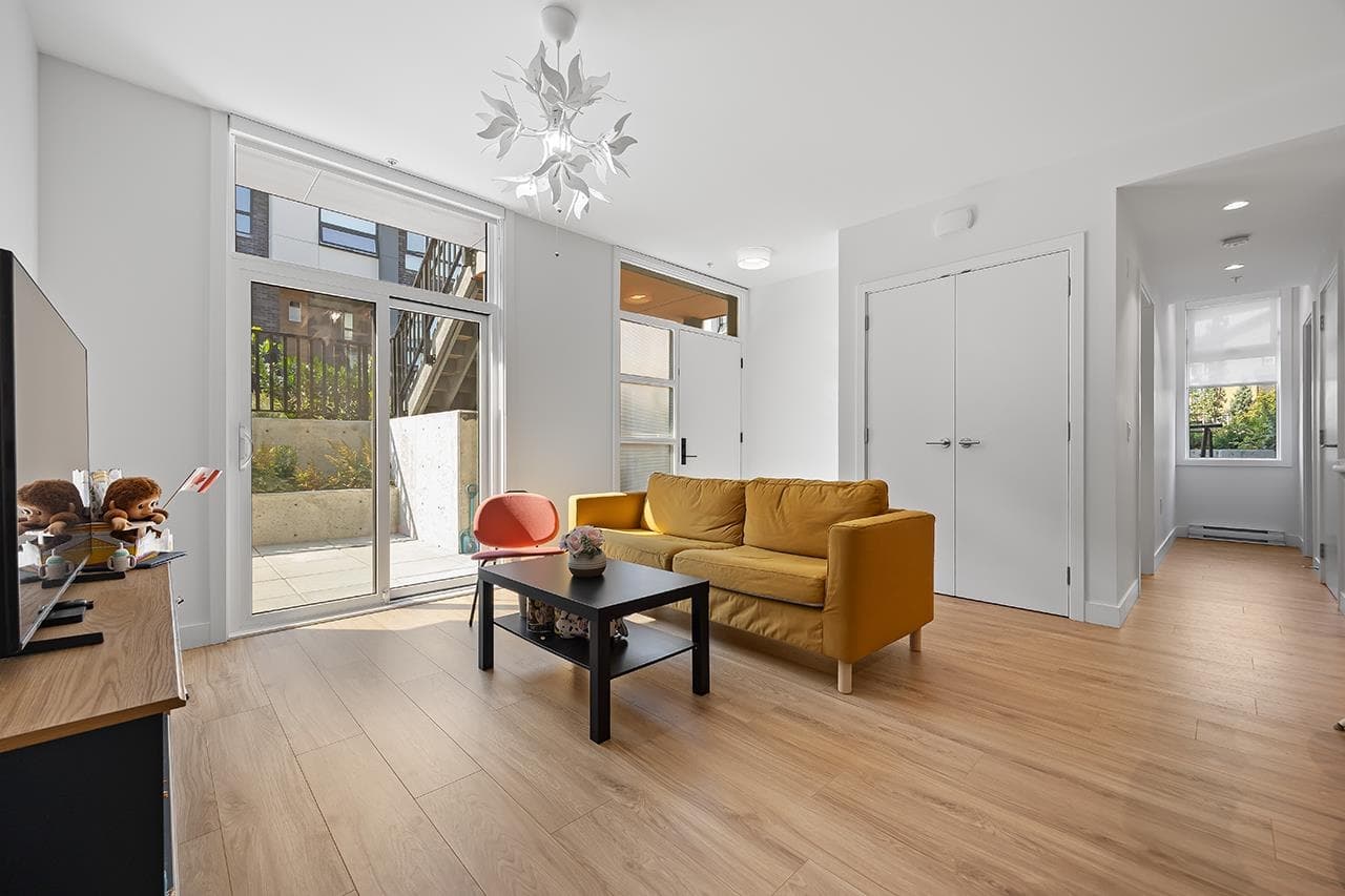 611 - 6085 Irmin Street, Burnaby, V5J 0J7 — photo 4