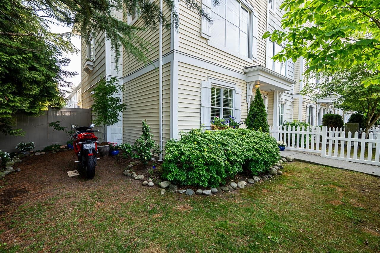 32 - 16228 16 Avenue, Surrey, V4A 1S7 — photo 3