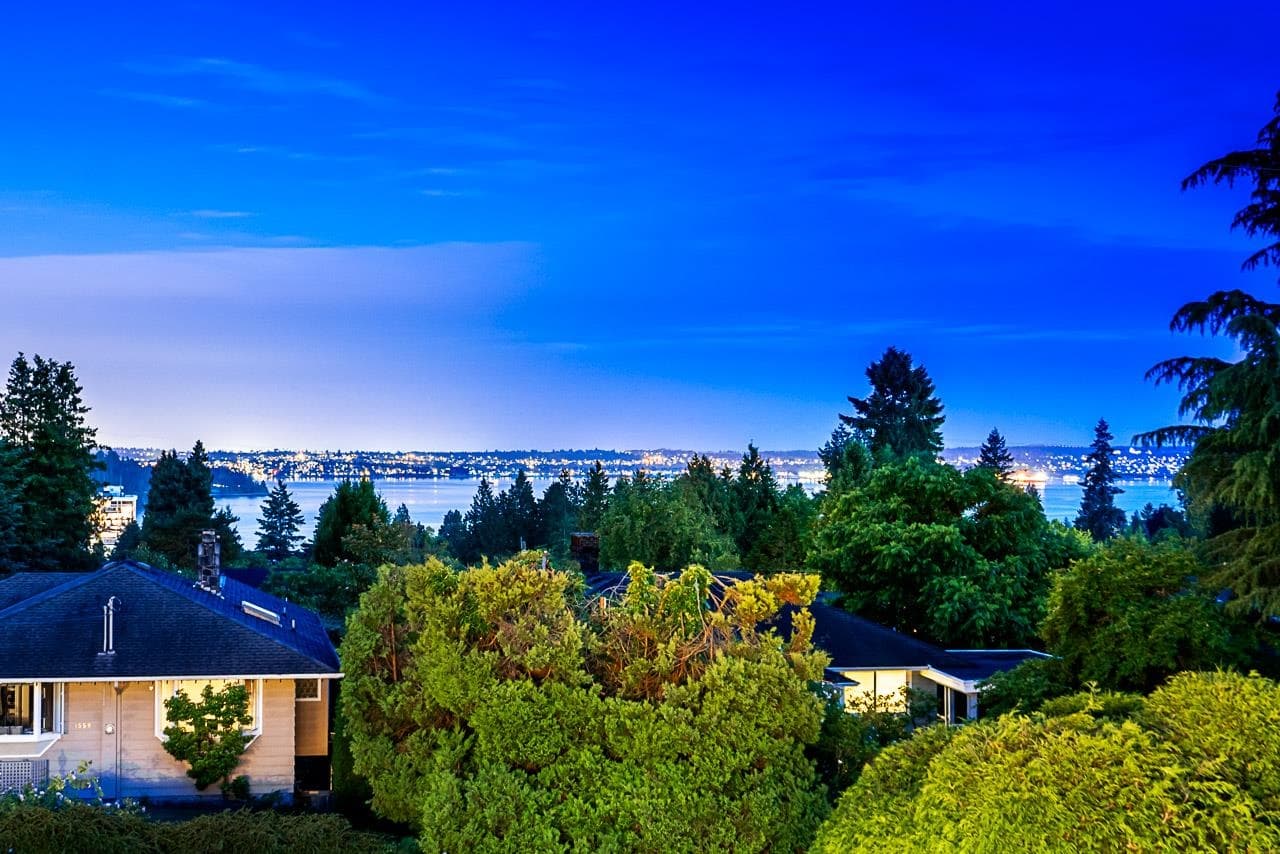 1555 Lawson Avenue, West Vancouver, V7V 2C8 — photo 3