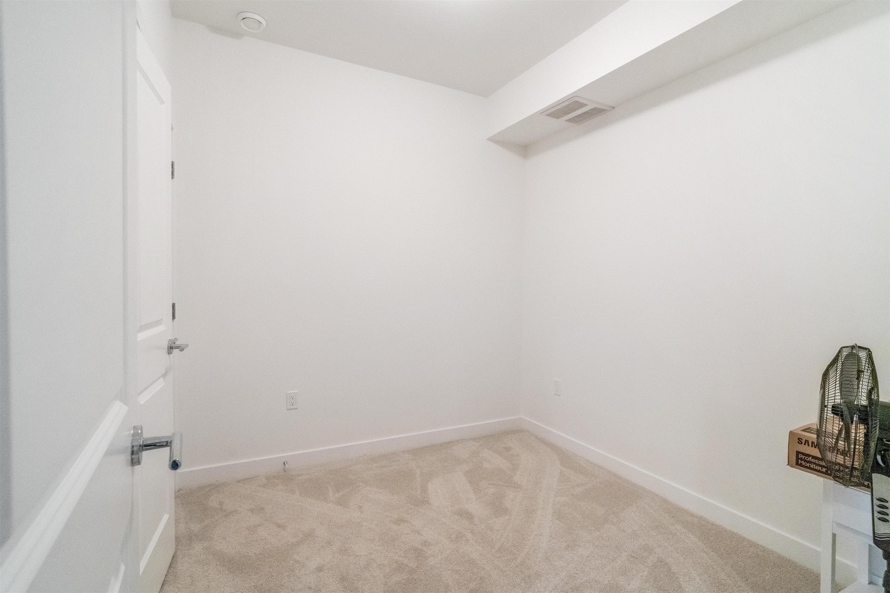 B220 - 20834 80 Avenue, Langley, V3V 0V0 — photo 3