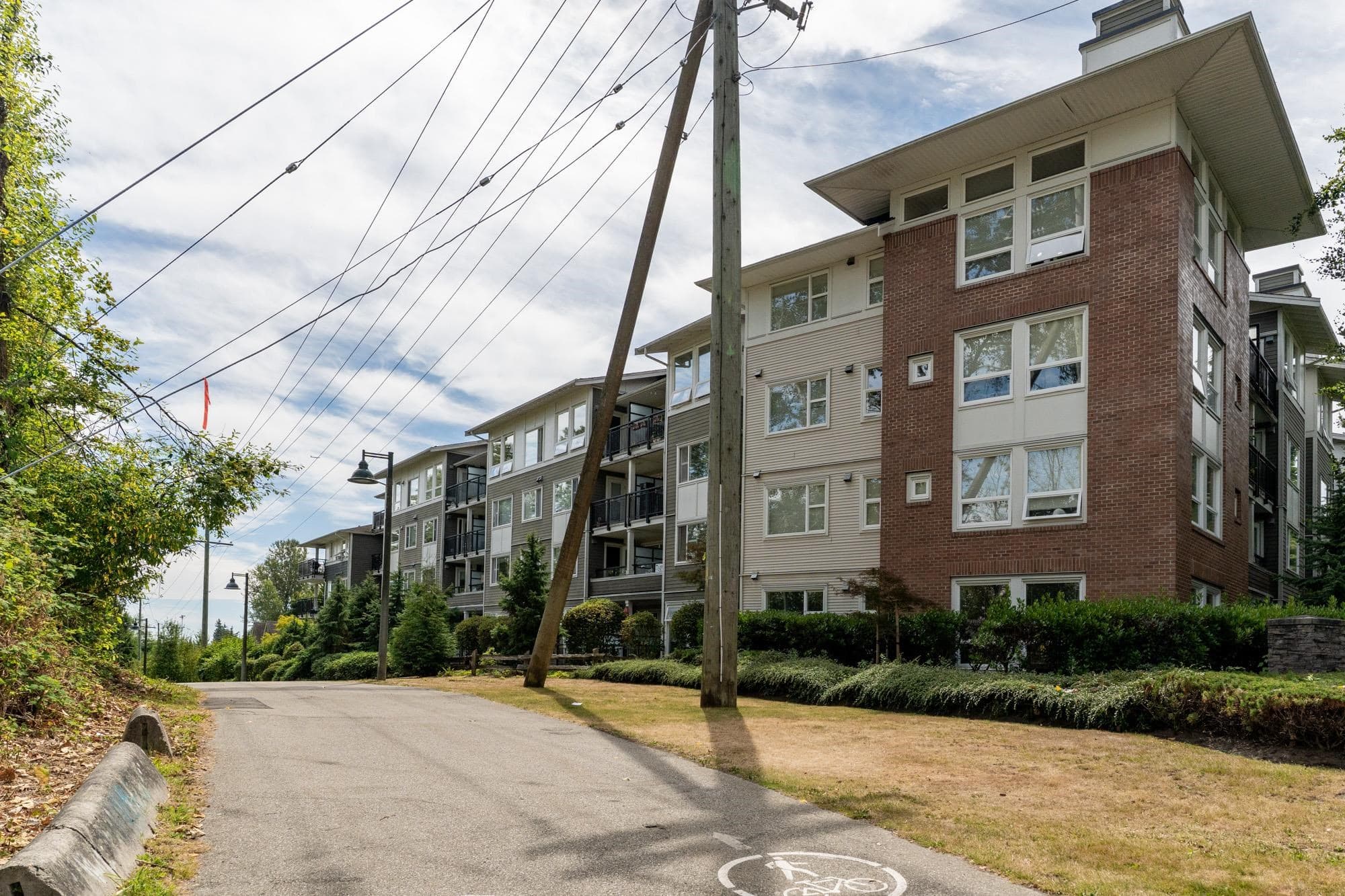 415 - 6888 Southpoint Drive, Burnaby, V3N 5E3 — photo 3