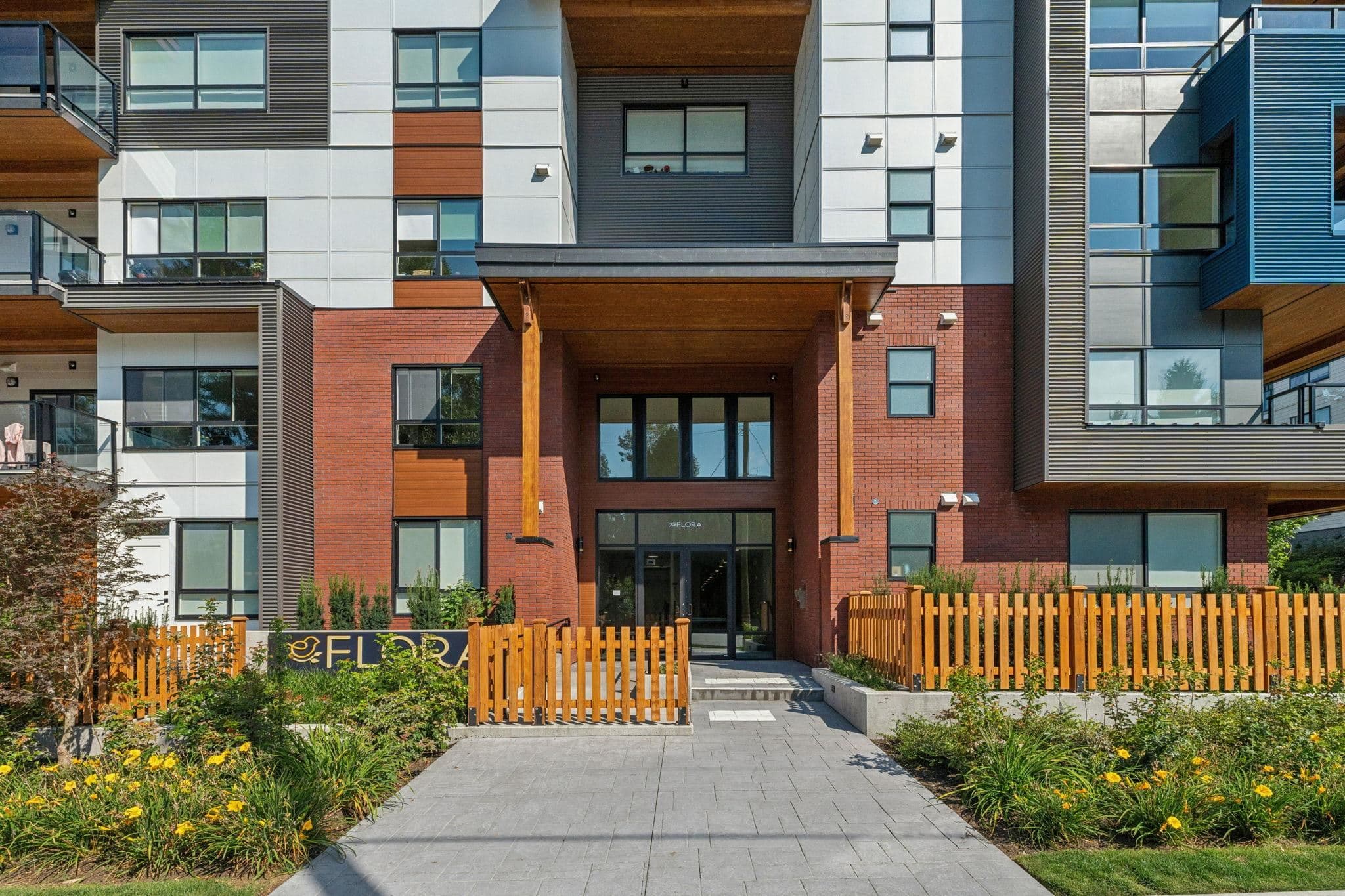 206 - 20286 72b Avenue, Langley, V2Y 1T2 — photo 1