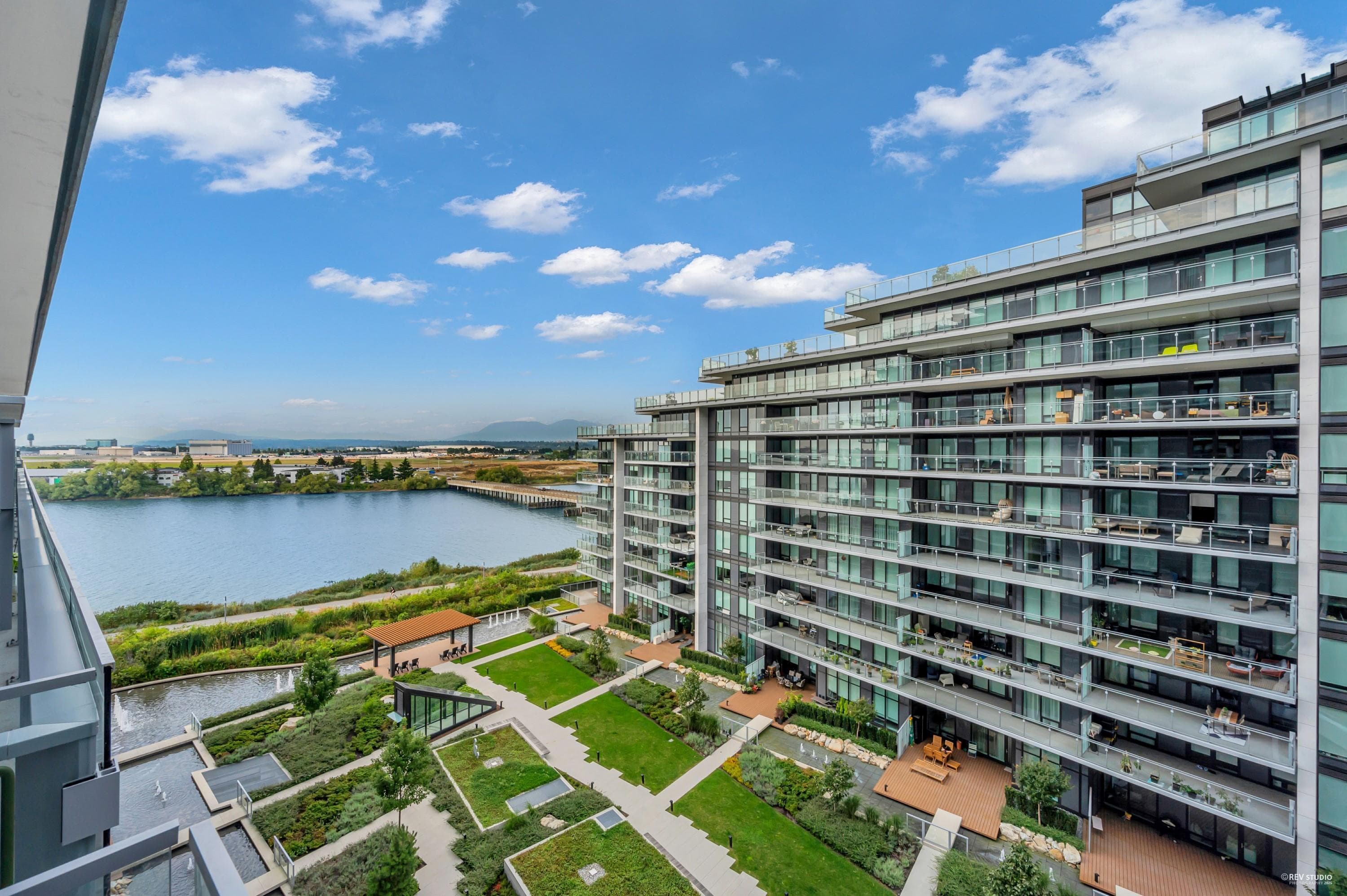 707 - 6811 Pearson Way, Richmond, V7C 0E7 — photo 1