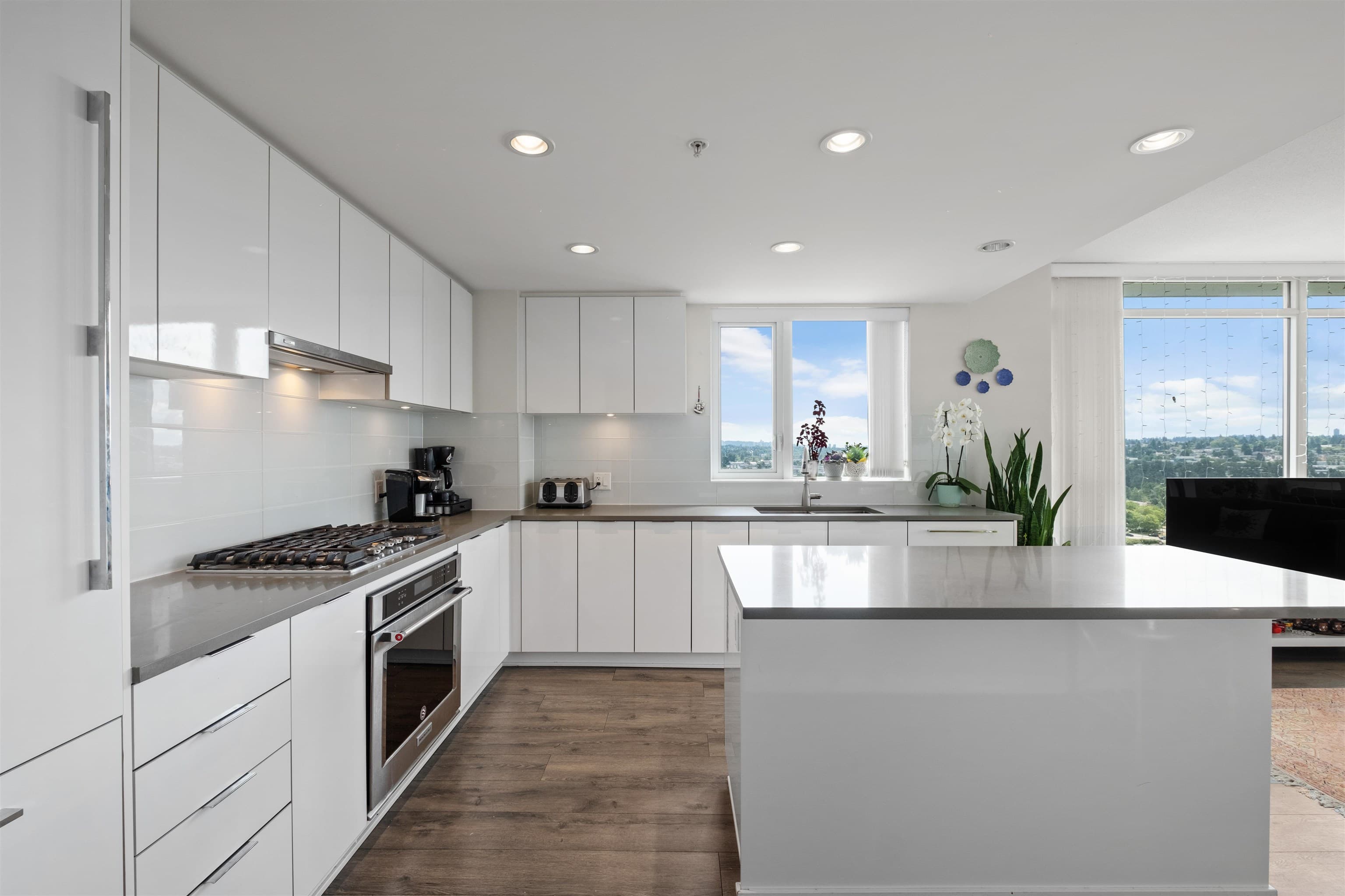 1701 - 2388 Madison Avenue, Burnaby, V5C 0K8 — photo 4