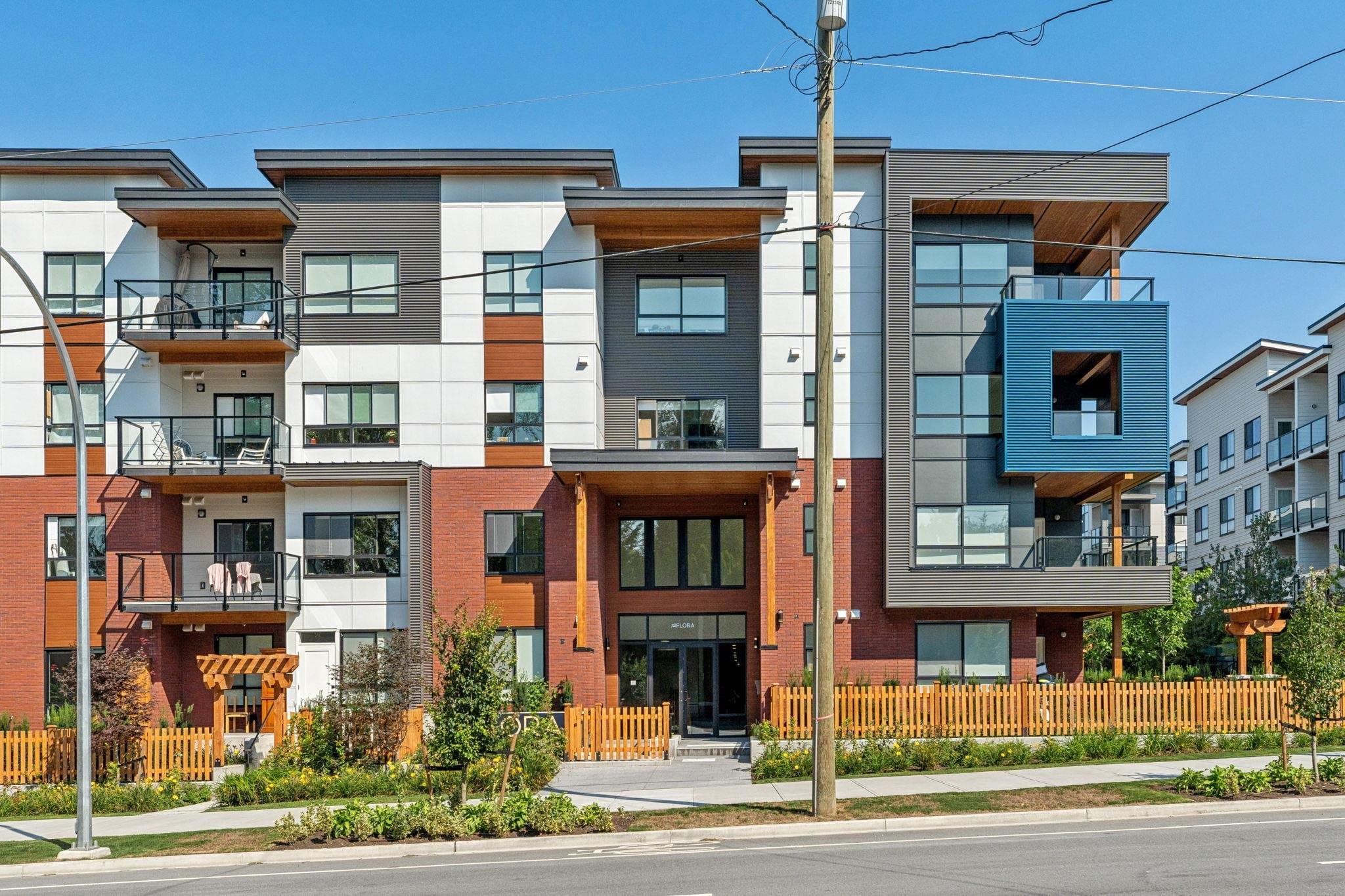 202 - 20286 72b Avenue, Langley, V2Y 1T2 — photo 1