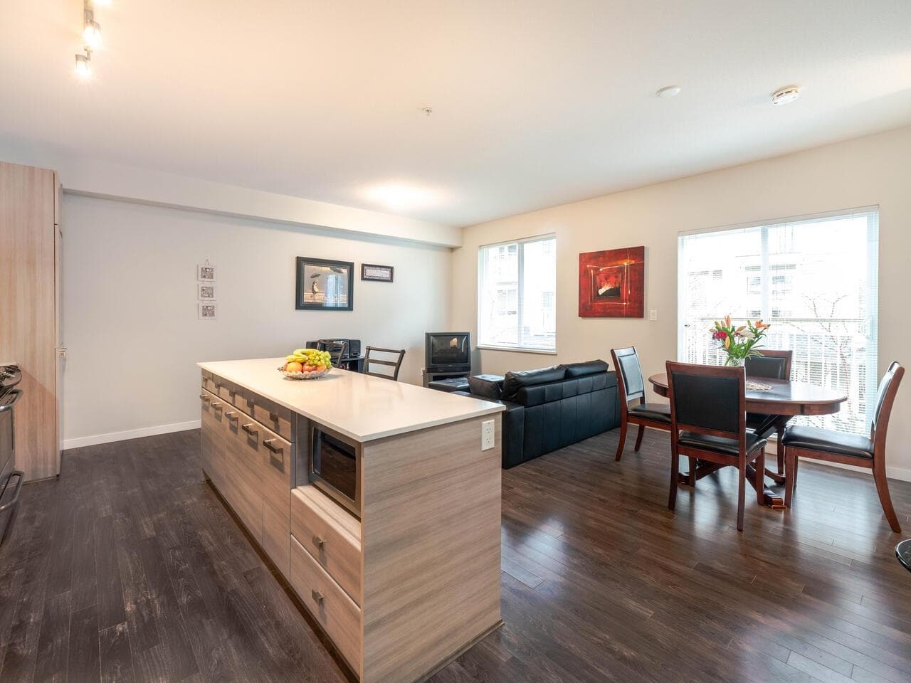12 - 6965 Hastings Street, Burnaby, V5B 1S9 — photo 2