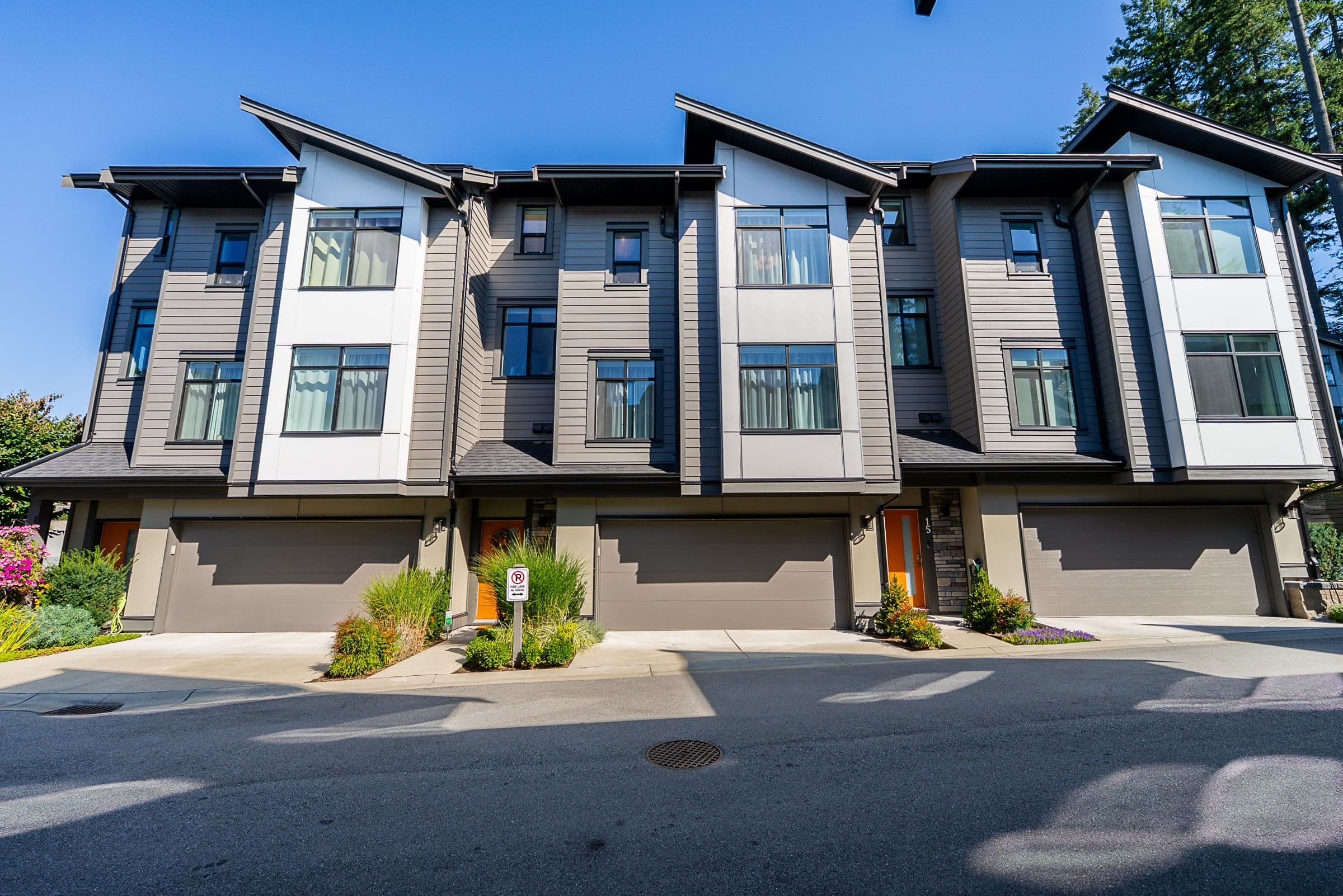 16 - 3535 Princeton Avenue, Coquitlam, V3E 0P1 — photo 1