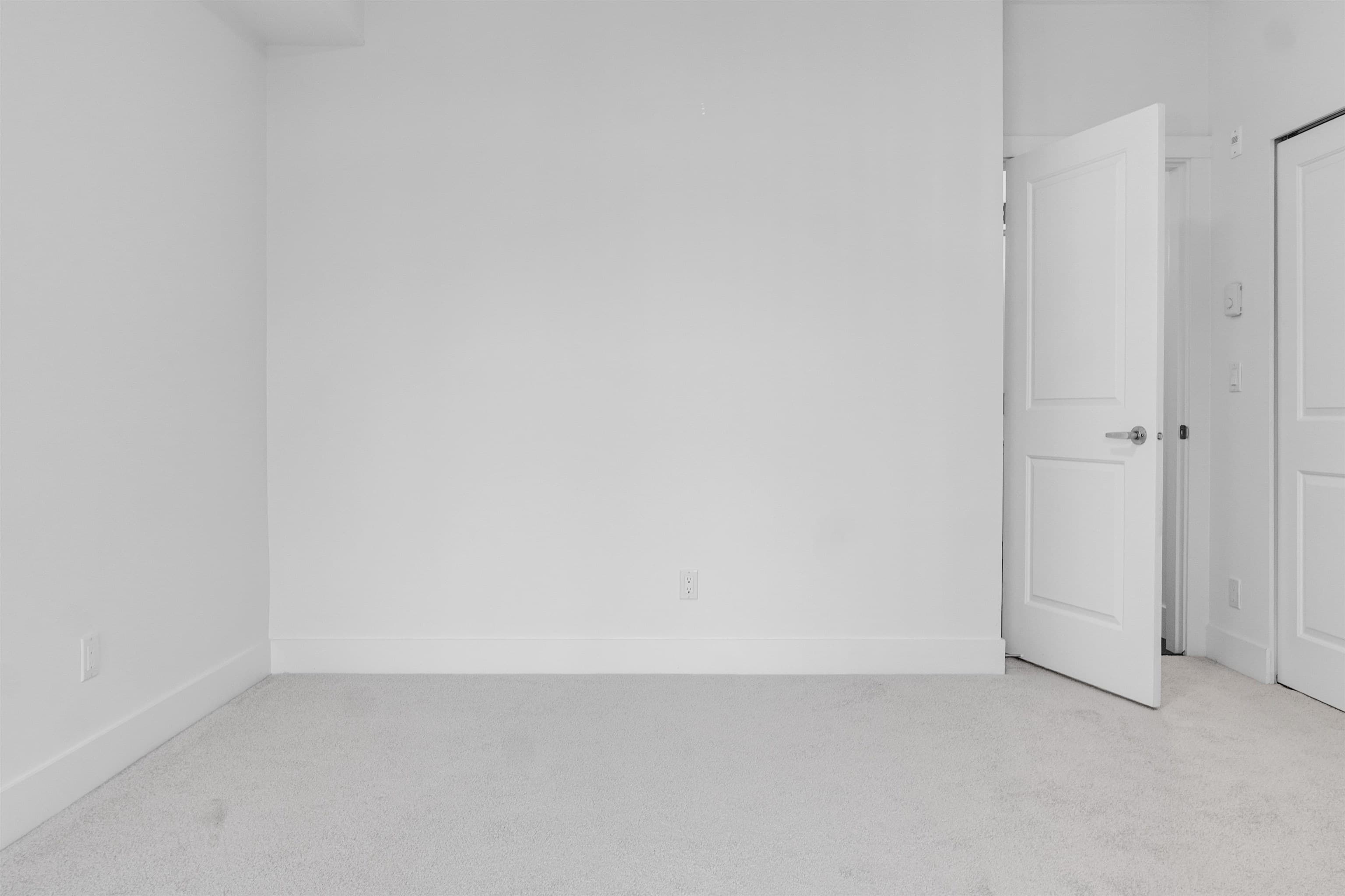 419 - 9983 Barnston Drive, Surrey, V4N 6T3 — photo 3