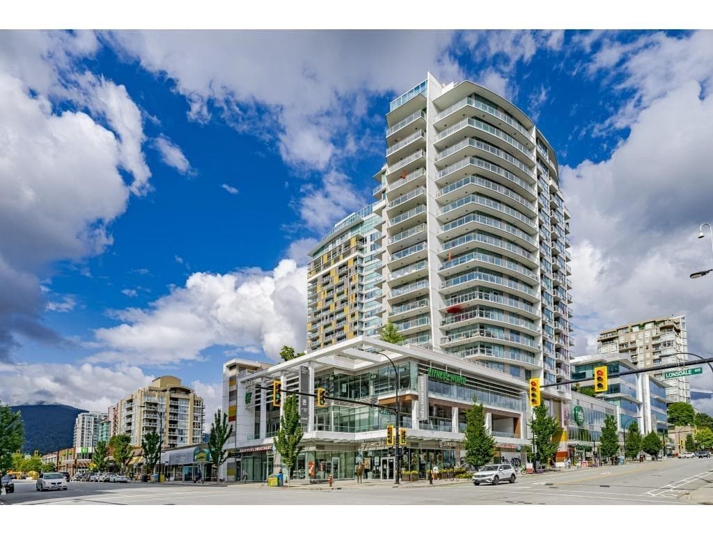 1401 - 112 E 13th Street, North Vancouver