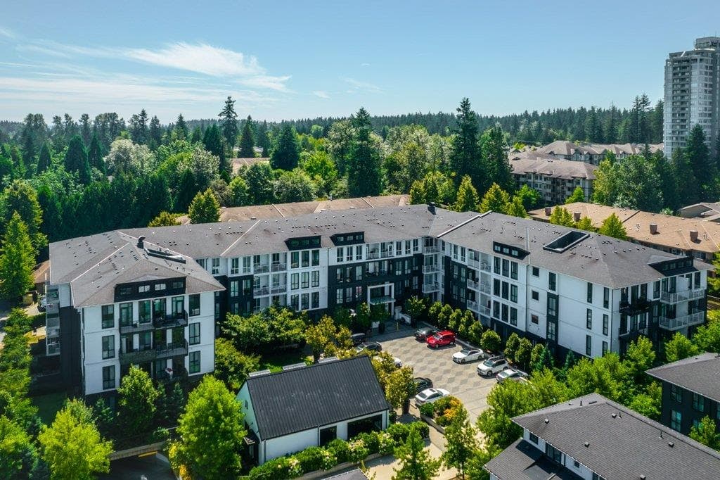 413 - 14968 101a Avenue, Surrey, V3R 0E8 — photo 3