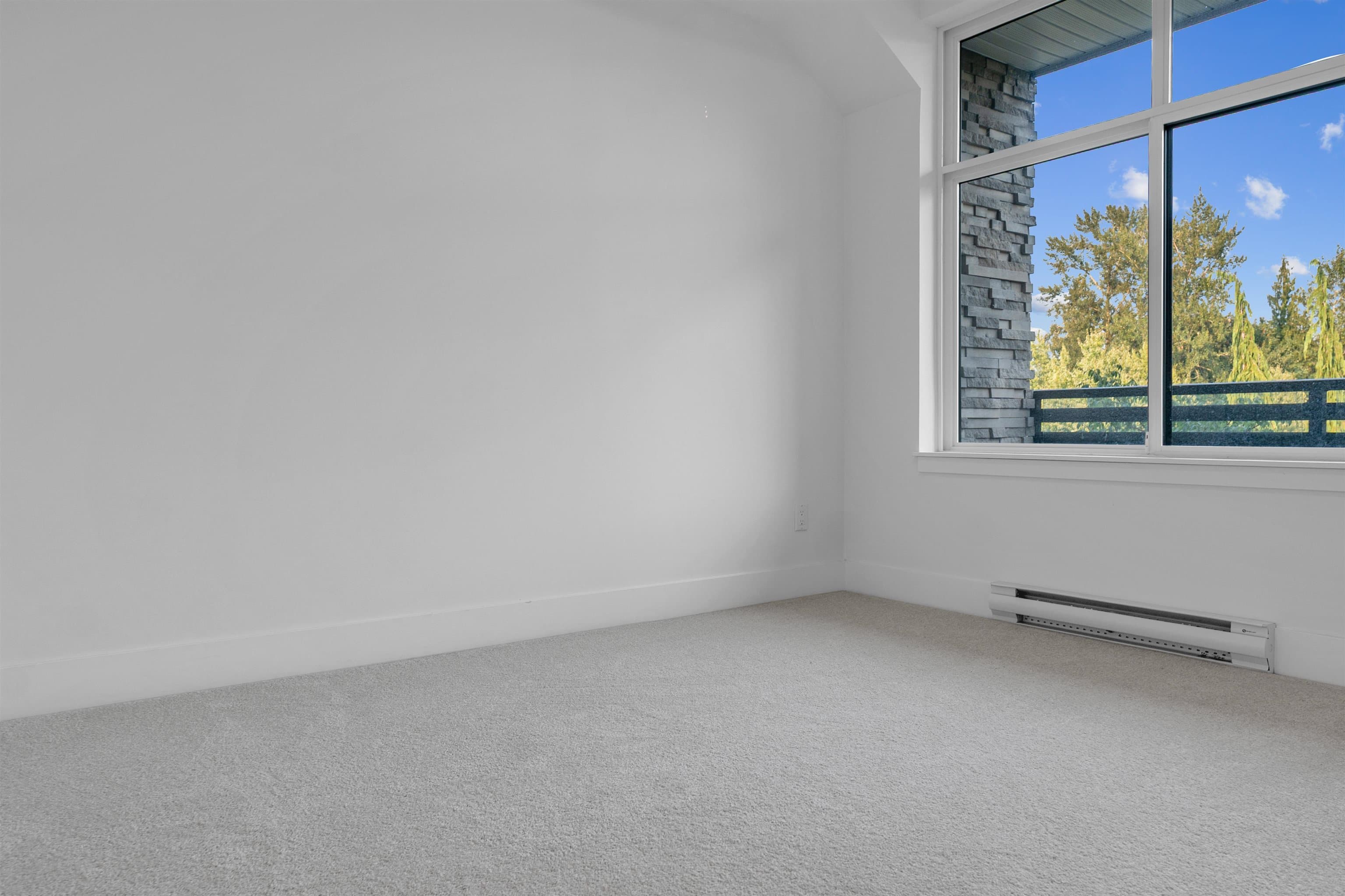 204 - 9983 Barnston Drive, Surrey, V4N 6T3 — photo 2