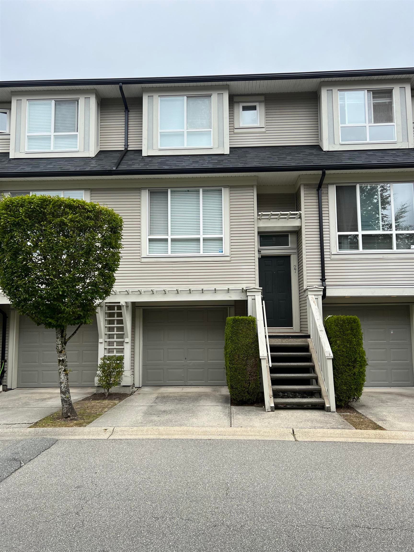 27 - 9133 Sills Avenue, Richmond