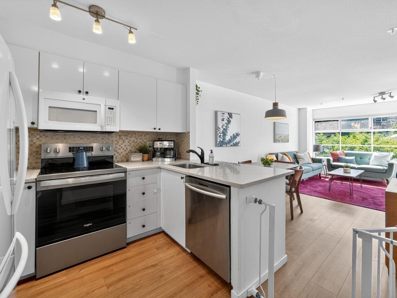 302 - 2388 Triumph Street, Vancouver, V5L 1L5 — photo 5