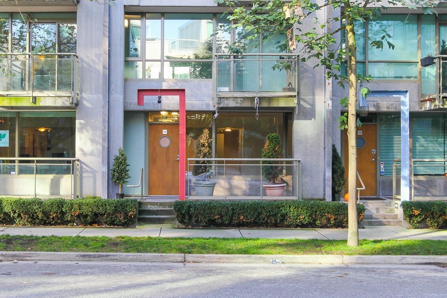 1432 W Hastings Street, Vancouver, V6G 3J9 — photo 2