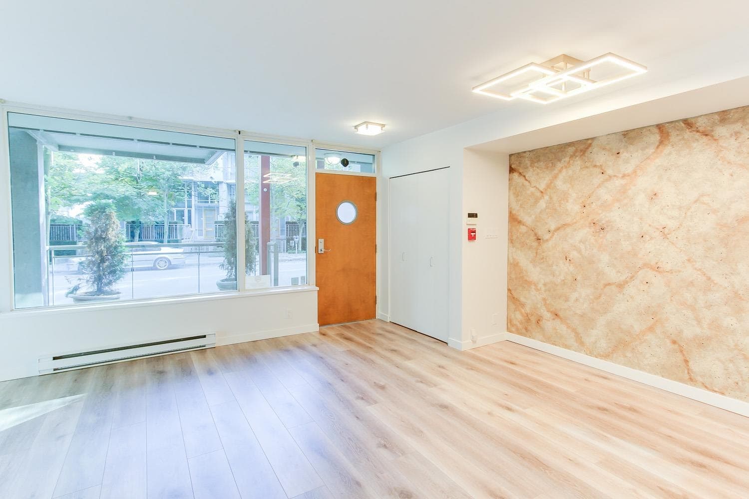 1432 W Hastings Street, Vancouver, V6G 3J9 — photo 4