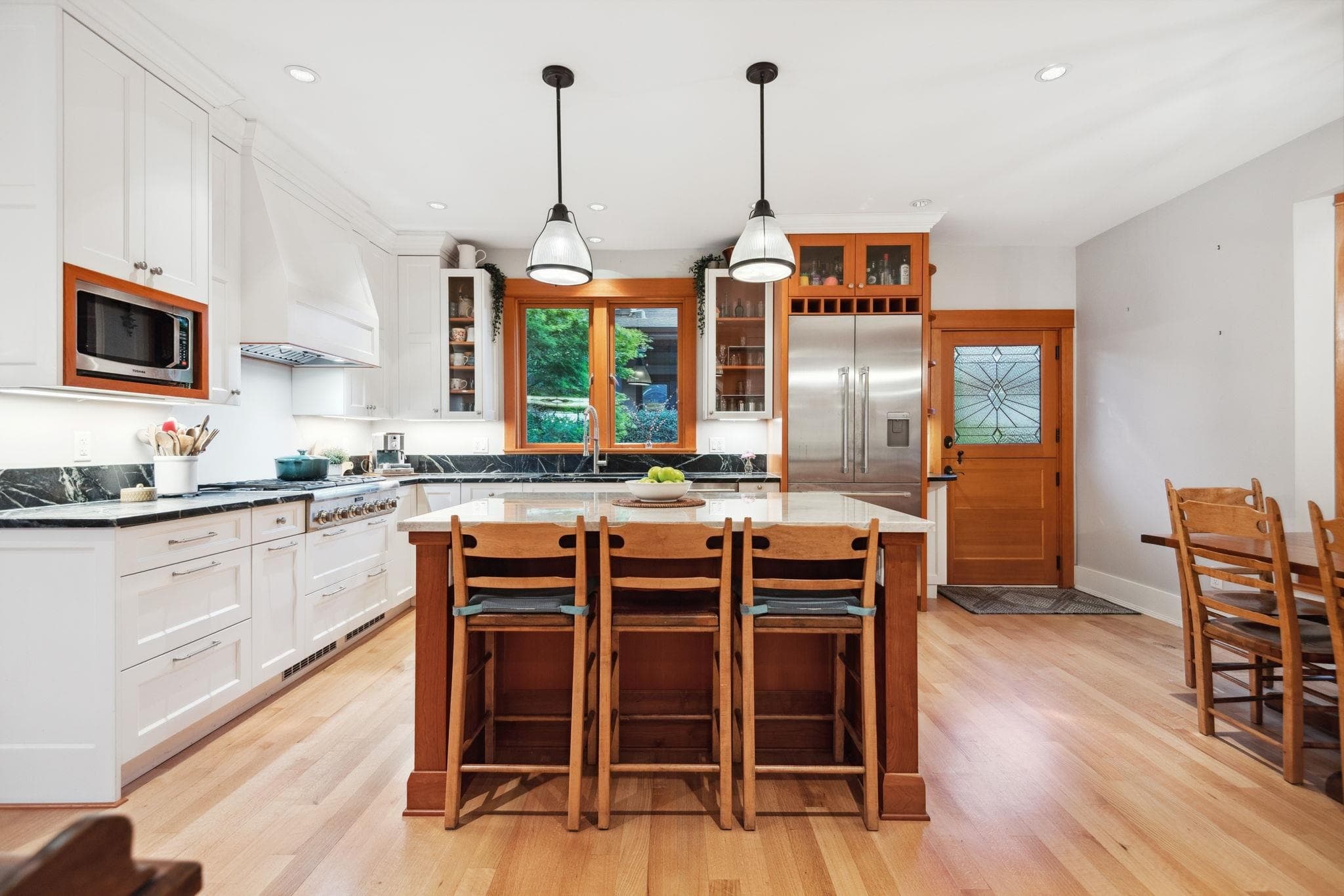 346 E 5th Street, North Vancouver, V7L 1L9 — photo 5