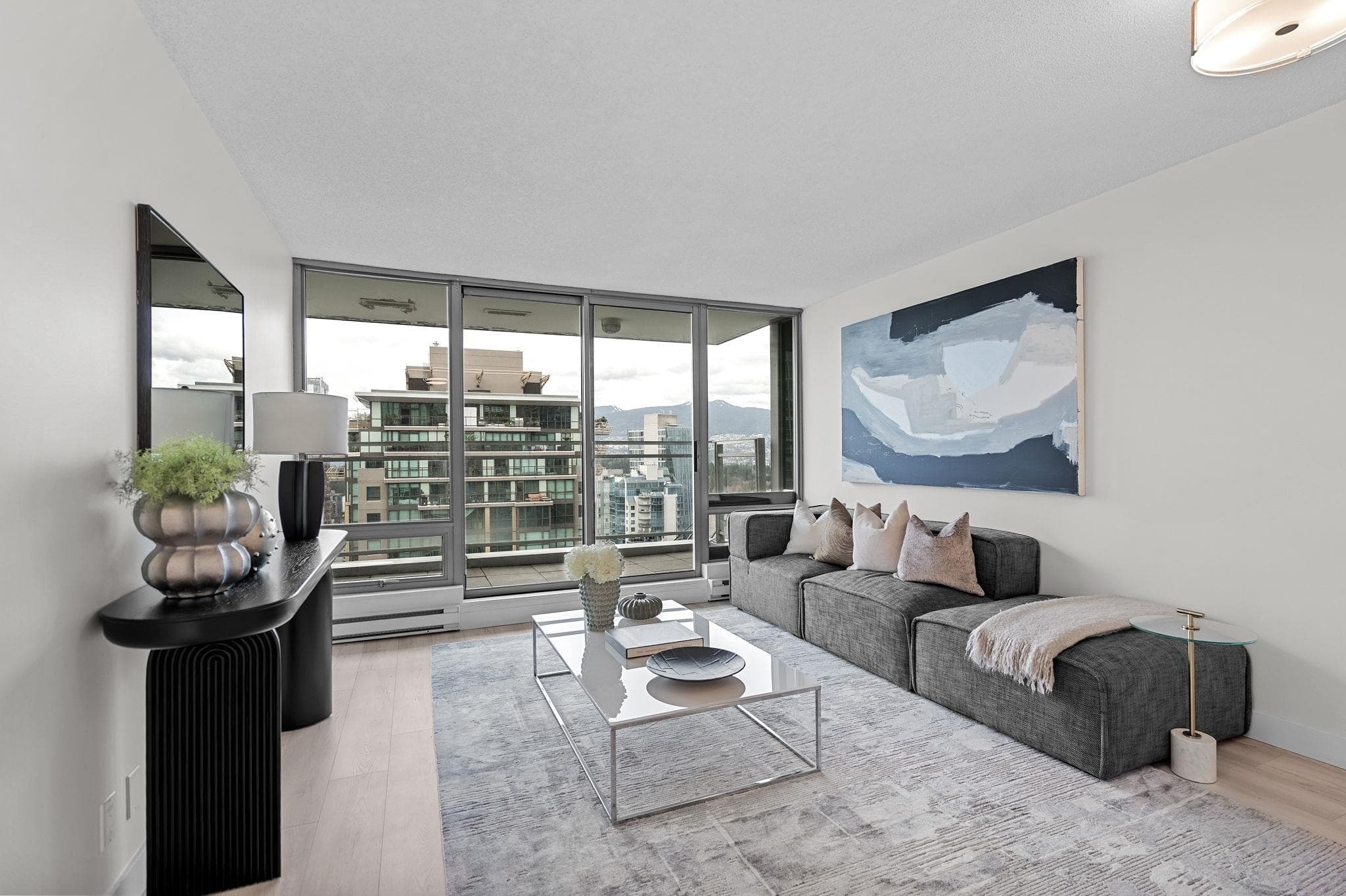 2806 - 1288 W Georgia Street, Vancouver, V6E 4R3 — photo 2
