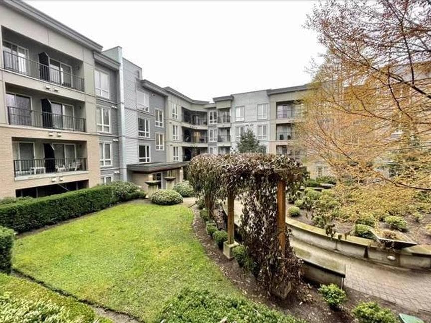 212 - 13321 102a Avenue, Surrey, V3T 1P6 — photo 4